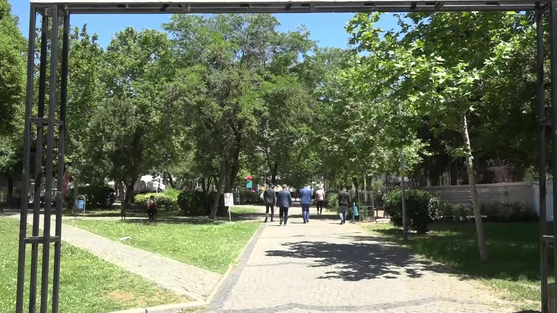 BORNOVA BELEDİYESİ’NDEN KÜÇÜKPARK’TA MOTO KURYELERE ÖZEL PARK ALANI