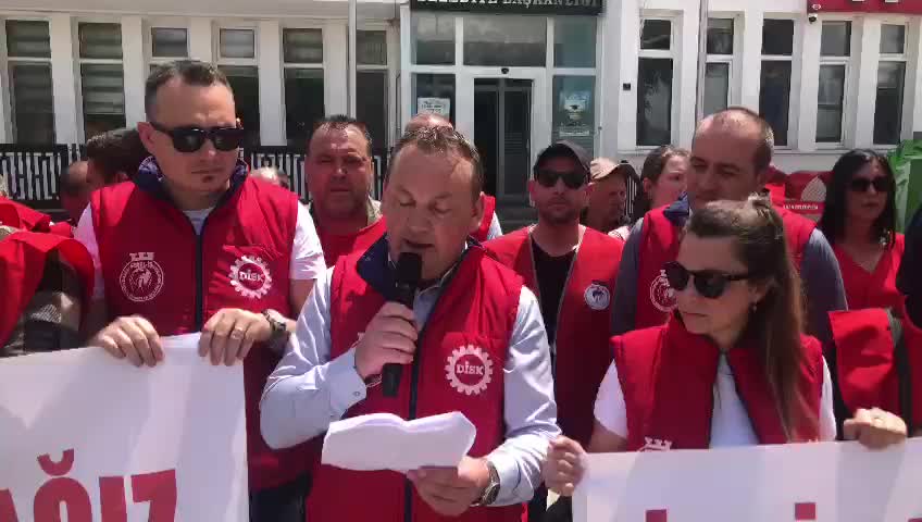 DİSK GENEL İŞ, AKP’Lİ İPSALA BELEDİYESİ’NİN 58 İŞÇİYİ İŞTEN ÇIKARMASINI PROTESTO ETTİ: ARKADAŞLARIMIZIN İŞE DÖNMESİ İÇİN MÜCADELEYE HAZIRIZ
