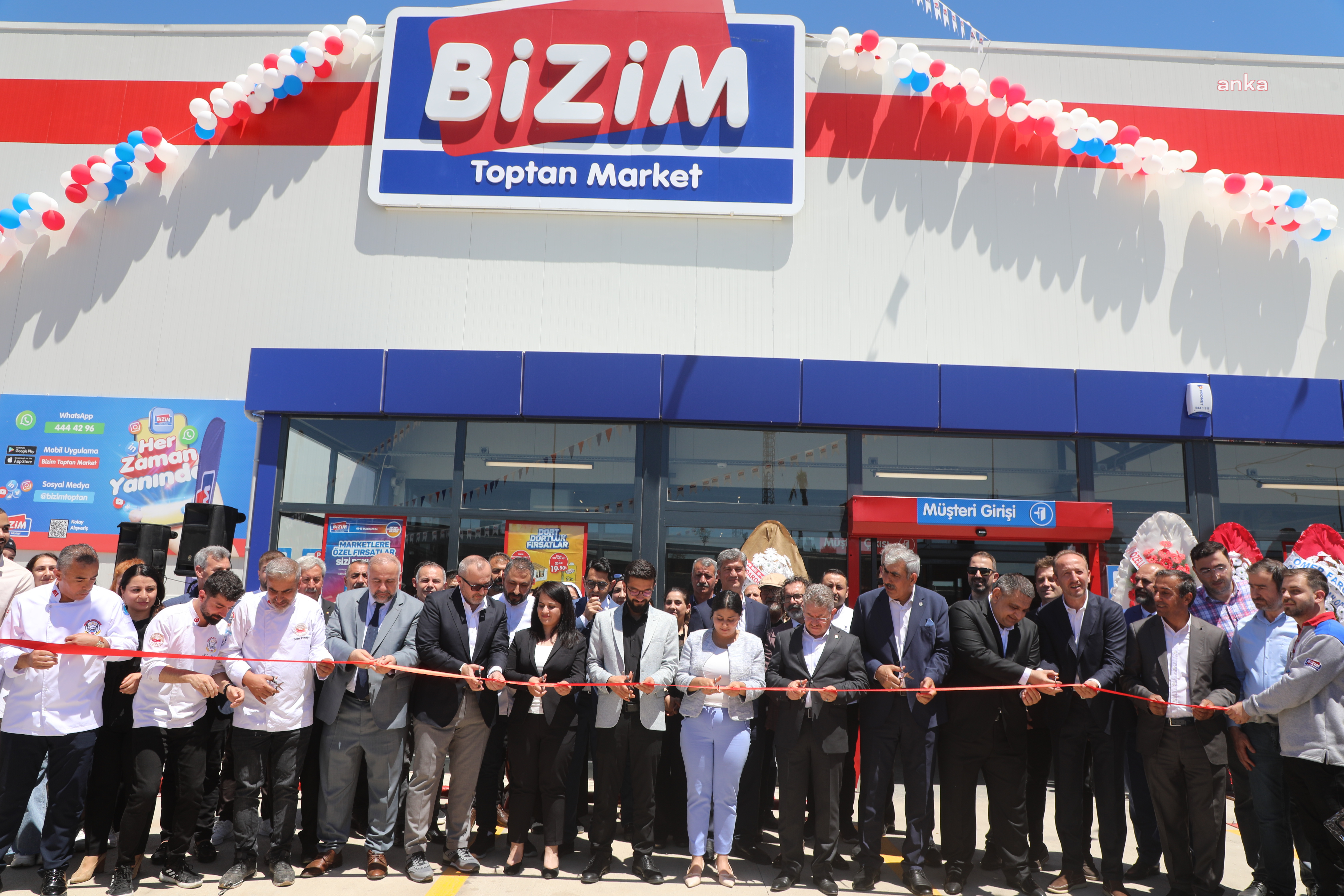 BİZİM TOPTAN’DAN ŞIRNAK’TA YENİ MAĞAZA AÇILIŞI