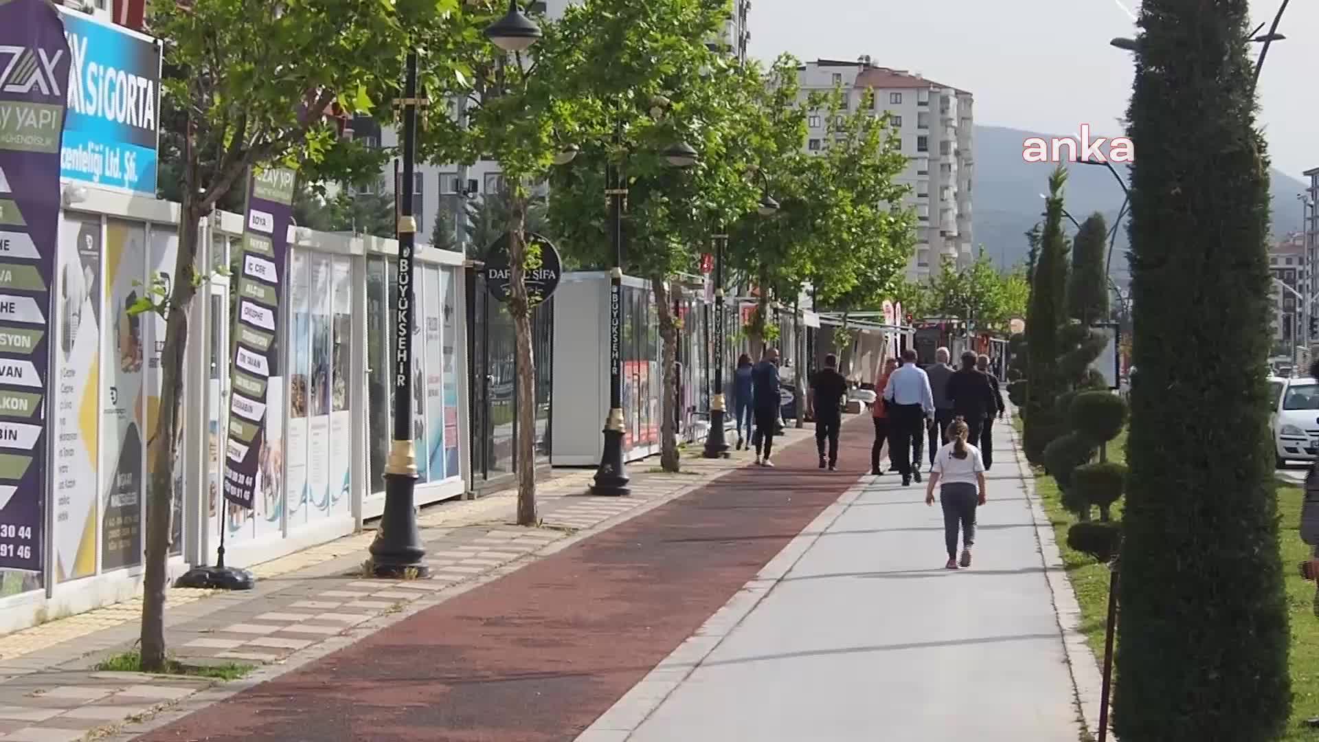 MALATYA'DA DEPREMZEDE ESNAF KONTEYNERLERİNE ZABITA MÜDAHALESİ