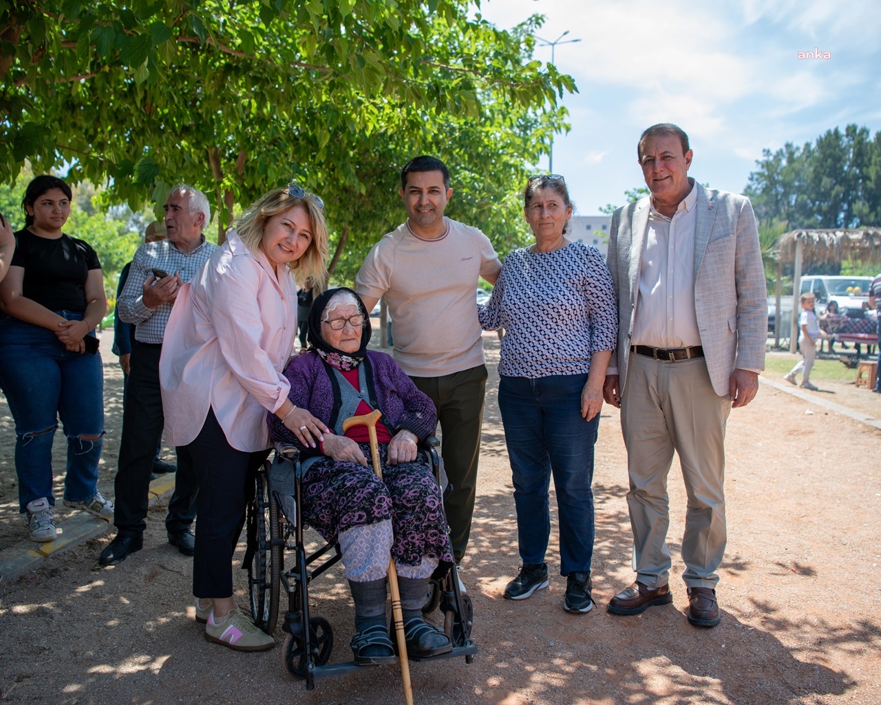 BAŞKAN ÖMER GÜNEL, KUŞADASI CEMEVİ’NİN PİKNİĞİNE KATILDI