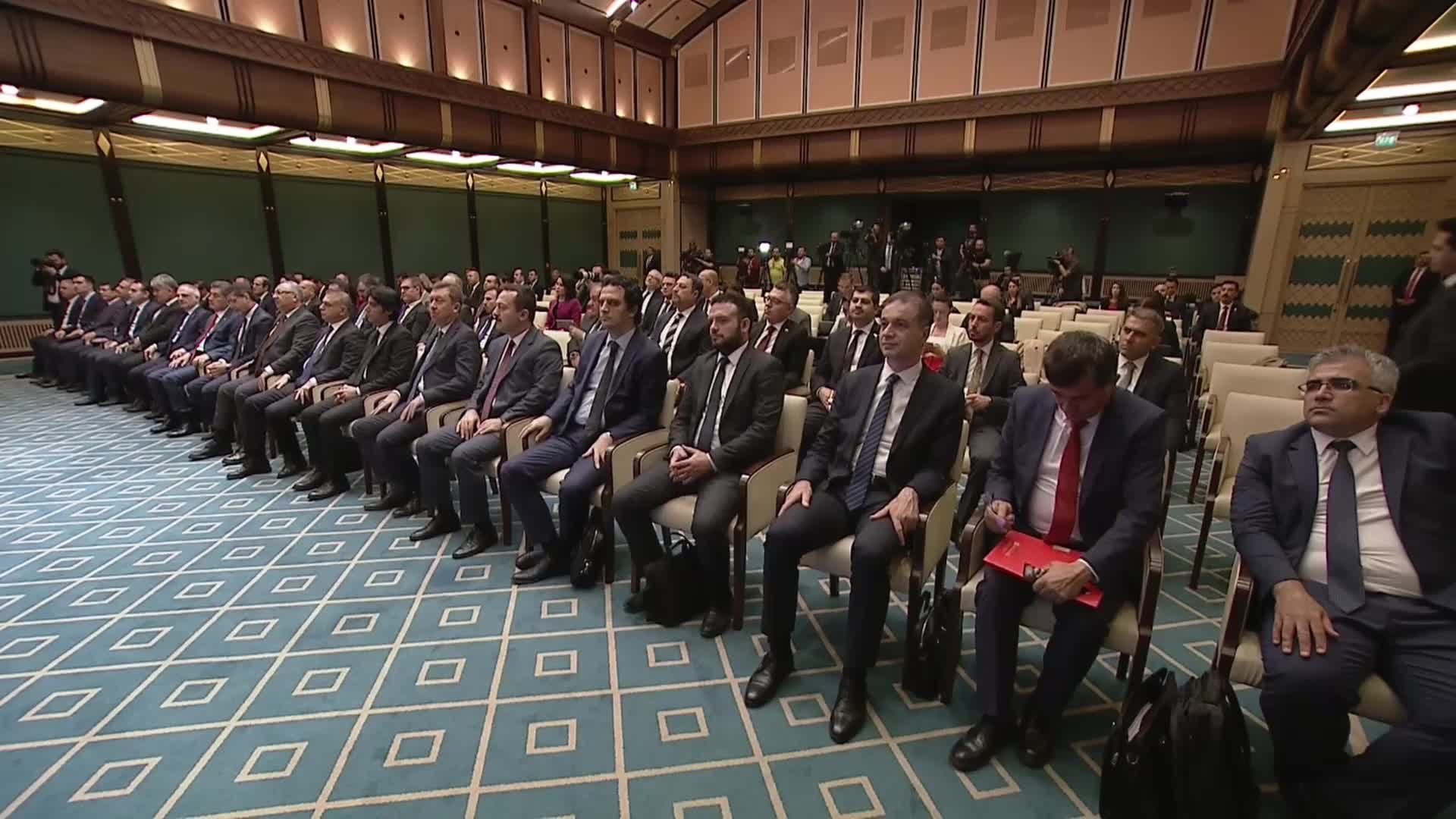 KAMUDA TASARRUF PAKETİ AÇIKLANDI... BAKAN ŞİMŞEK: "YAKINDA İLAVE TEDBİRLER AÇIKLAYACAĞIZ"