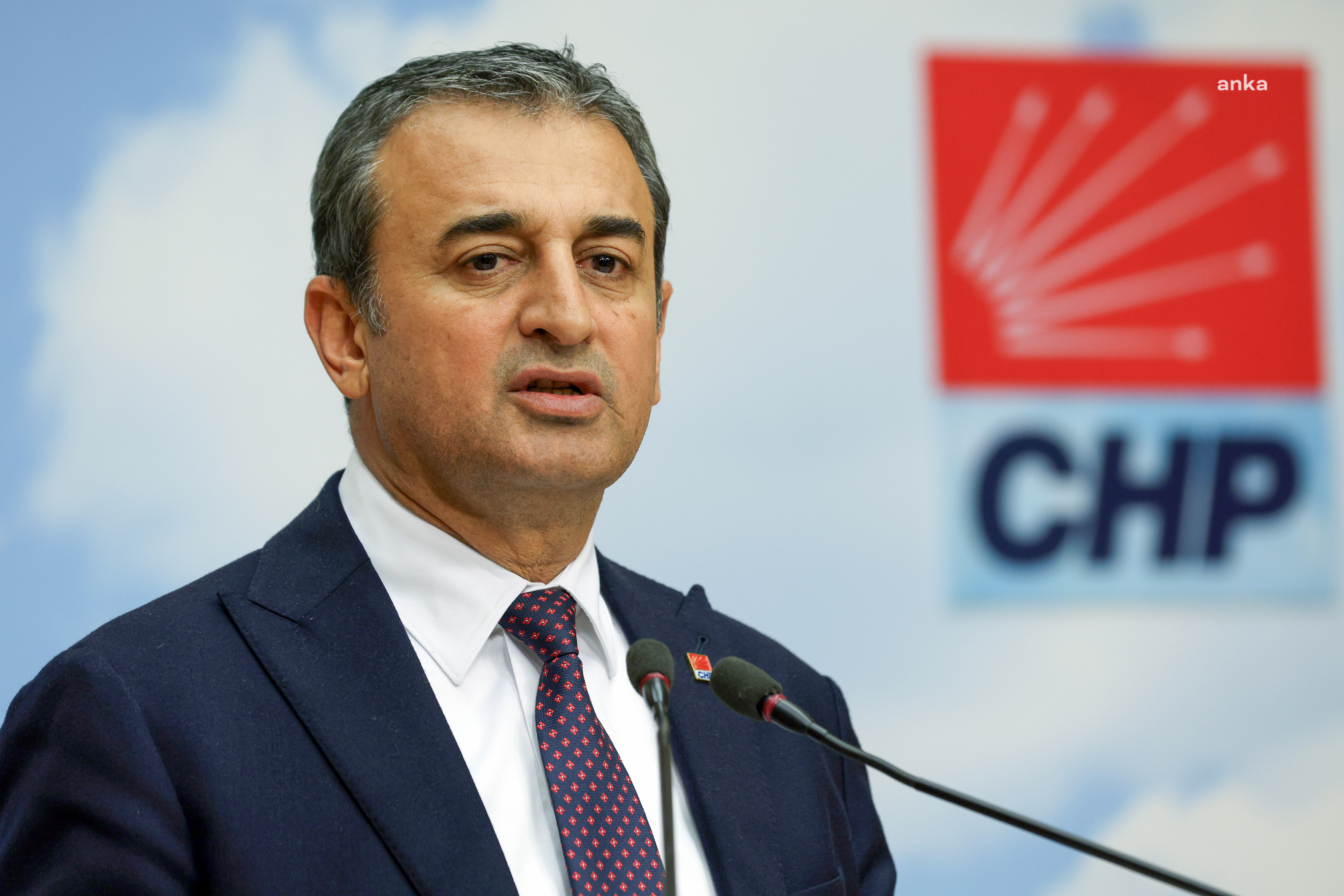 BURHANETTİN BULUT'TAN ECZACILIK GÜNÜ MESAJI: "SORUNUN KAYNAĞI İKTİDAR"