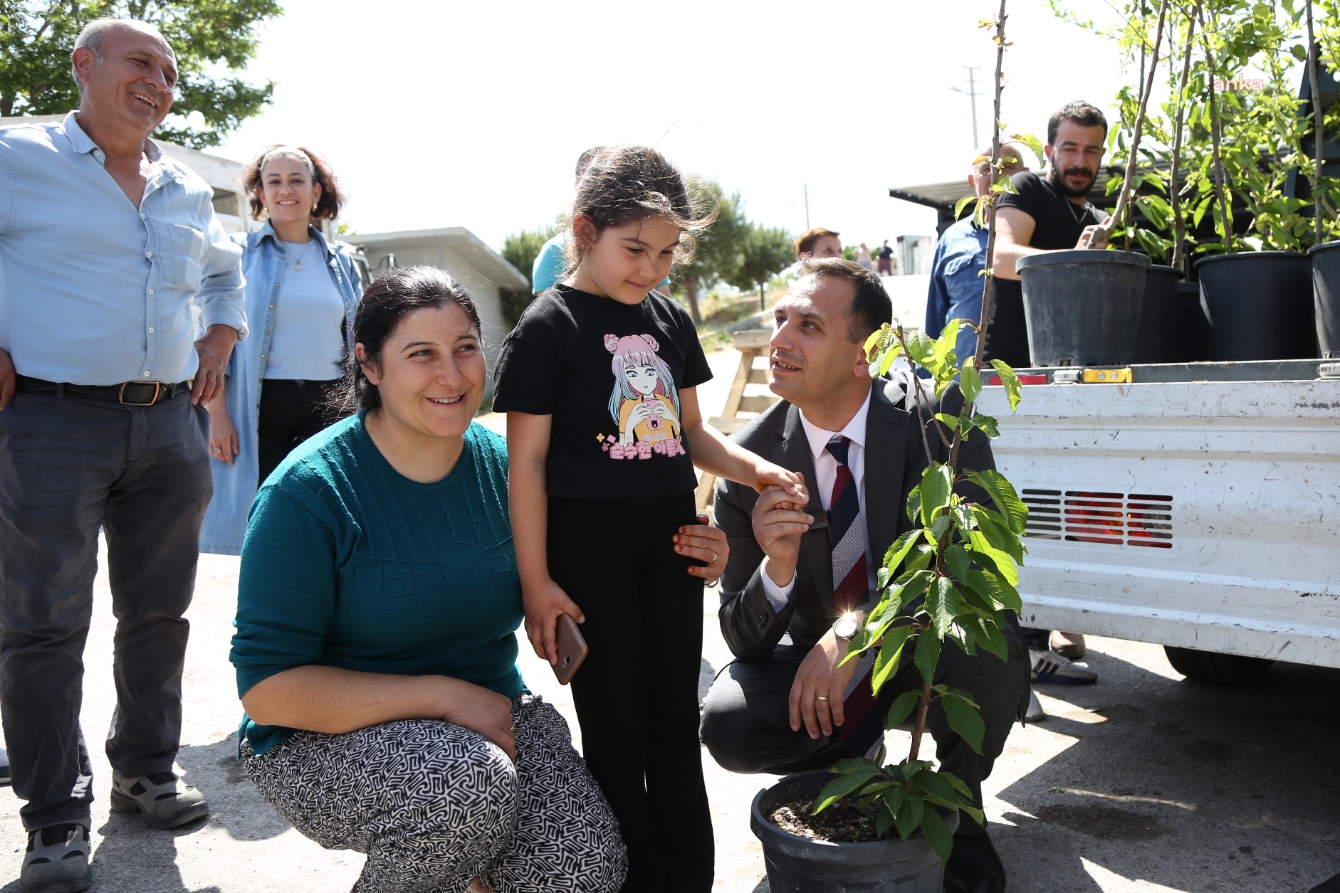 BORNOVA'DA BİLİNÇLİ TARIM İÇİN EĞİTİM SEFERBERLİĞİ