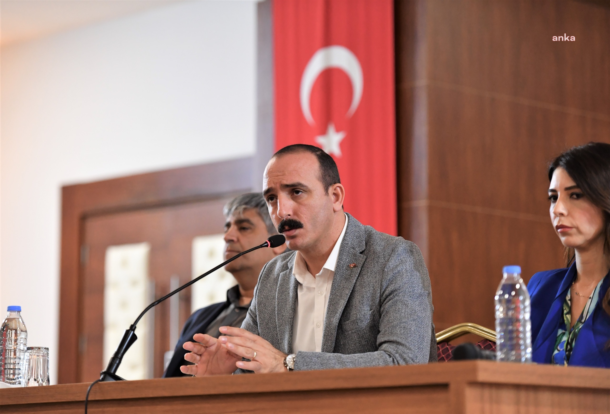KONYAALTI BELEDİYE BAŞKANI KOTAN: “TÜM ÇALIŞANLAR MAAŞLARININ TAMAMINI ALANA KADAR BEN DE MAAŞ ALMAYACAĞIM”