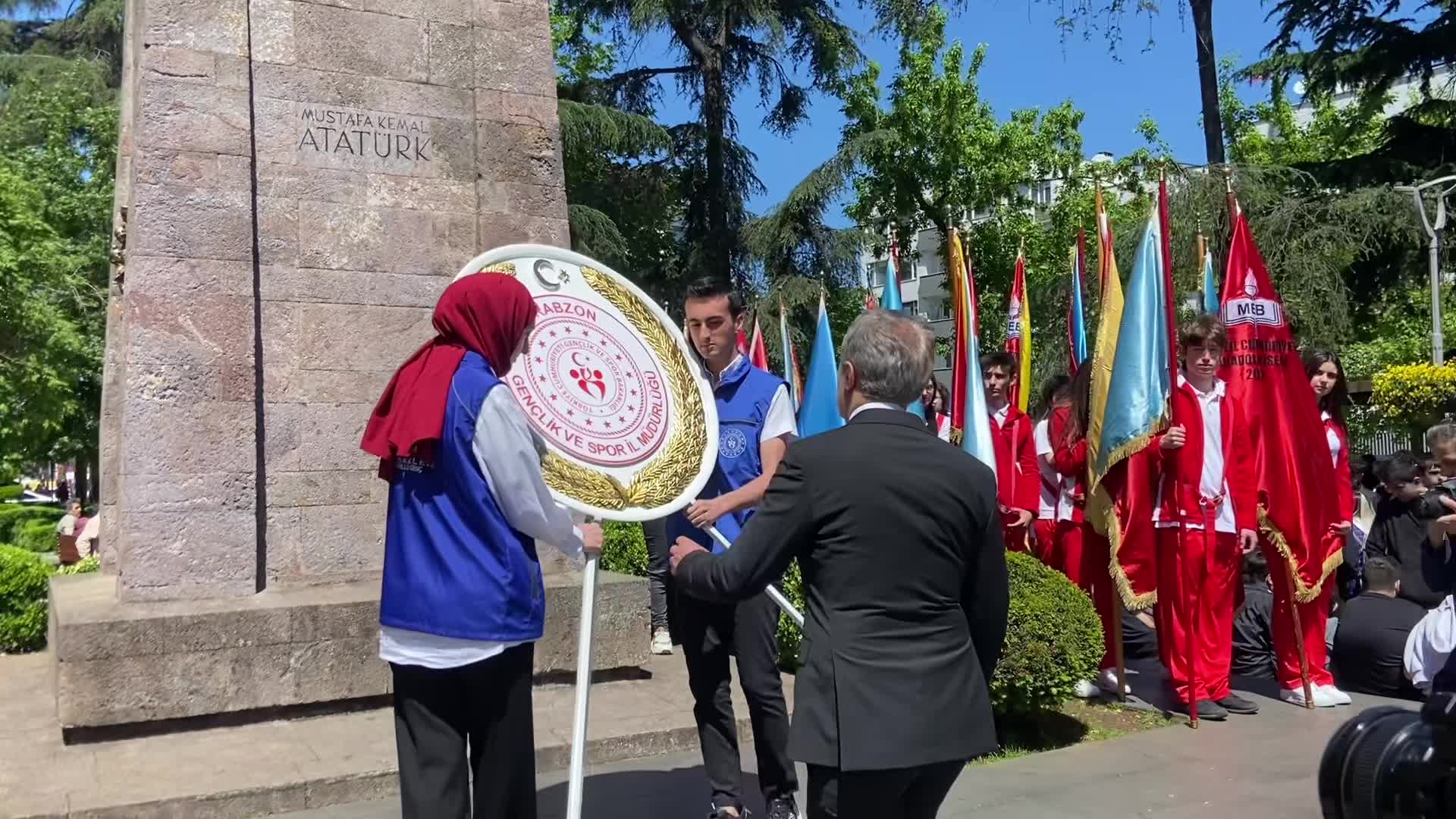 TRABZON’DA GENÇLİK HAFTASI KUTLAMALARI BAŞLADI