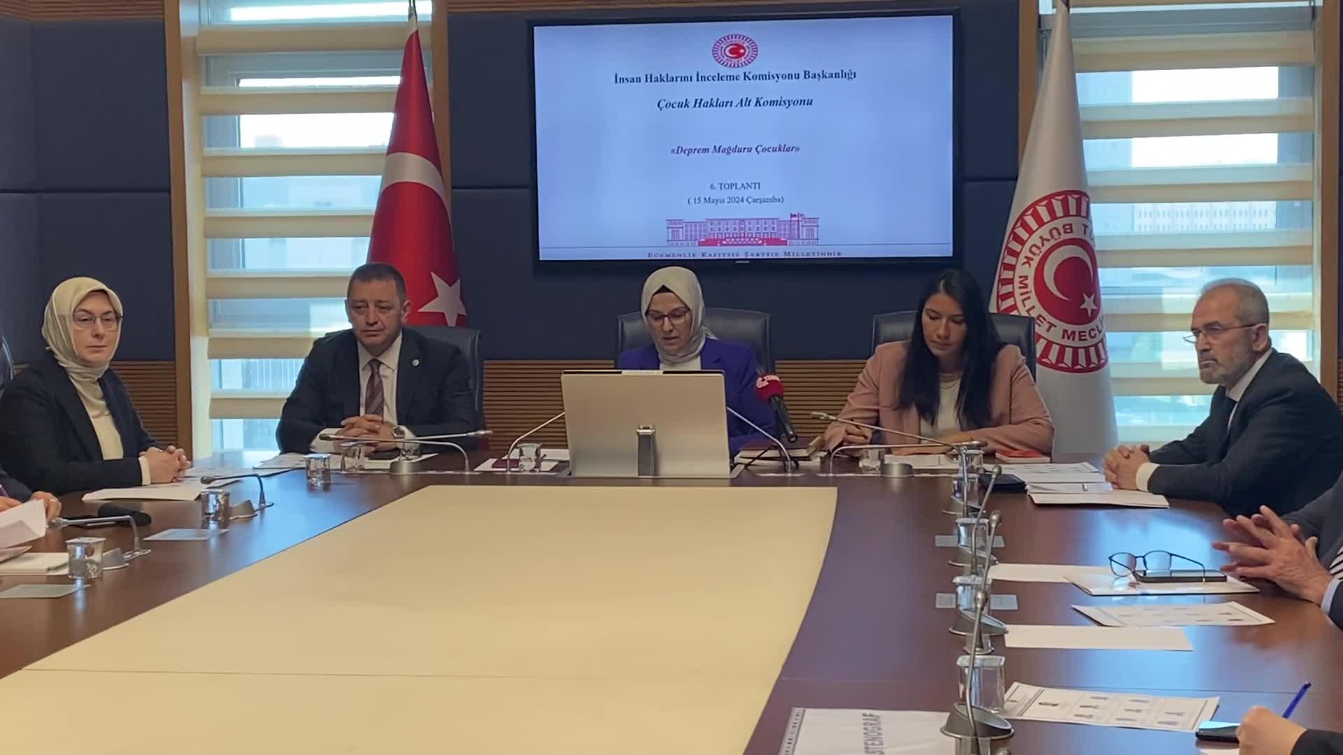 TBMM ÇOCUK HAKLARI ALT KOMİSYONU'NA SUNUM YAPAN HALİÇ ÜNİVERSİTESİ ÖĞRETİM ÜYESİ KILIÇ: "DEPREM BÖLGELERİNDE ÇOCUK İNTİHARLARI ARTTI, 8 YAŞINDAKİ İNSANLARDAN BAHSEDİYORUZ"