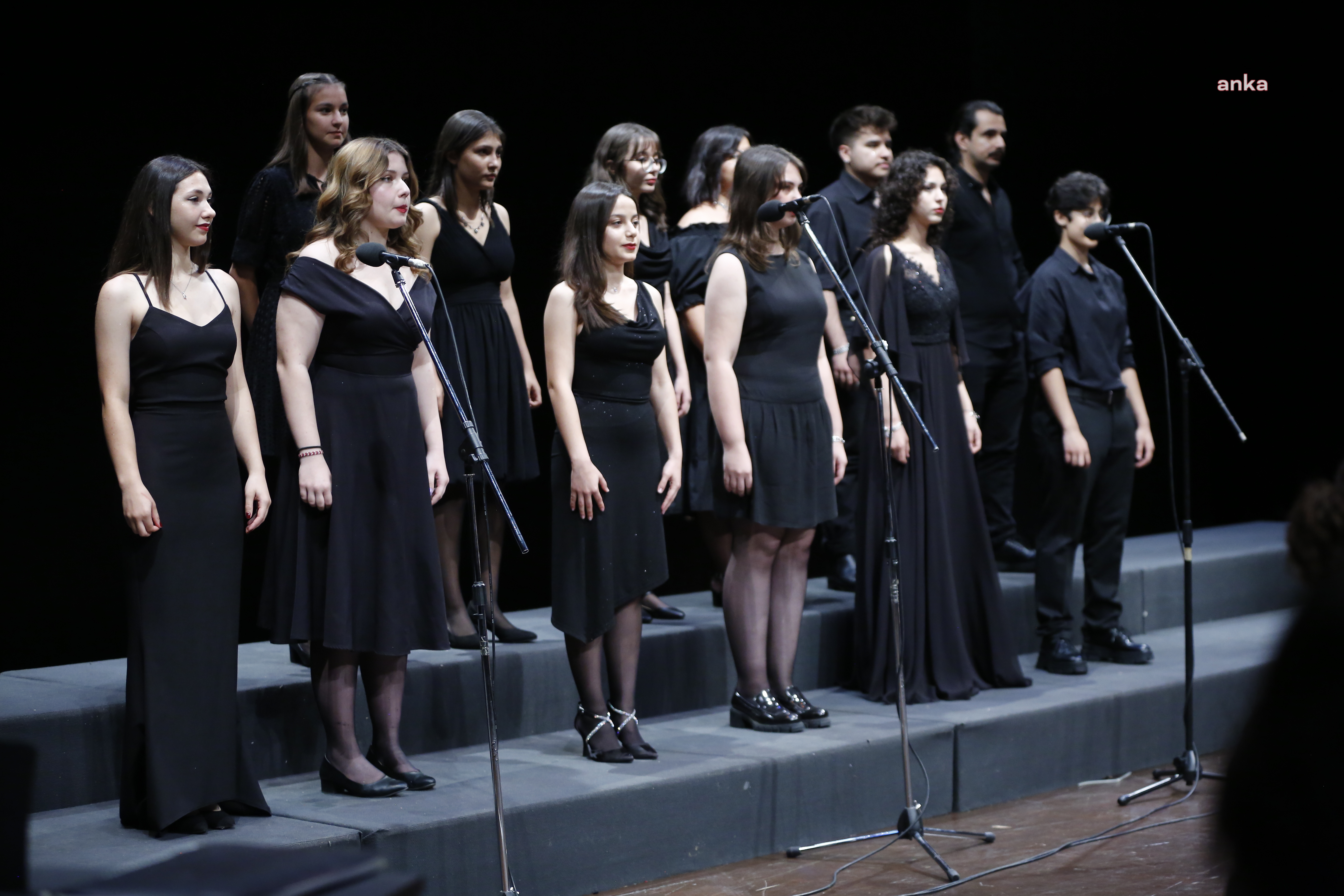 ANTALYA BÜYÜKŞEHİR BELEDİYESİ GENÇLİK KOROSU’NDAN 19 MAYIS’A ÖZEL KONSER