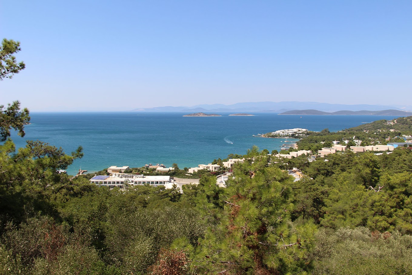 TARIM VE ORMAN BAKANLIĞI’NIN BODRUM’DA DOĞAL SİT ALANINDAKİ TURİZM TESİSİNİN KAPASİTE ARTIŞINA "ÇED GEREKLİ DEĞİLDİR" KARARI