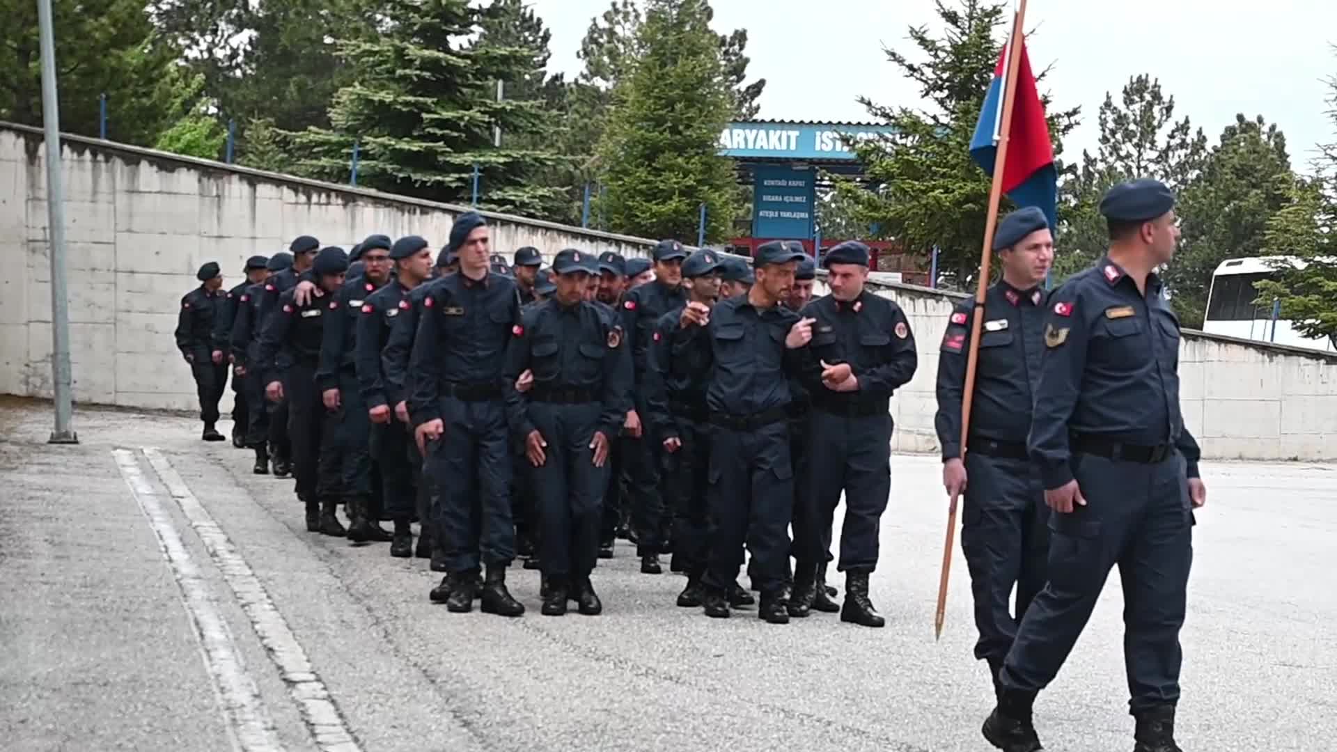 YOZGAT'TA 38 ENGELLİ VATANDAŞ TEMSİLİ ASKERLİK YAPTI, TESKERE SEVİNCİ YAŞADI
