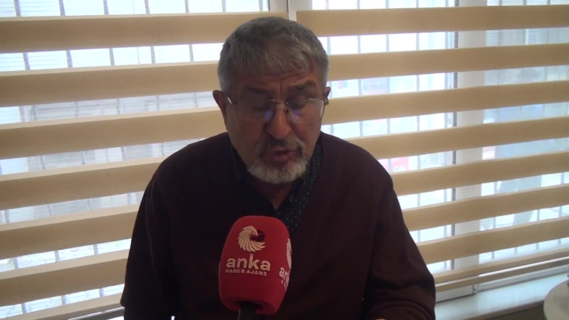 İKTİSATÇI PROF. DR. KONUKMAN: "TASARRUF PAKETİNİN BEDELİ MAALESEF EMEKÇİLERE ÖDETİLİYOR"