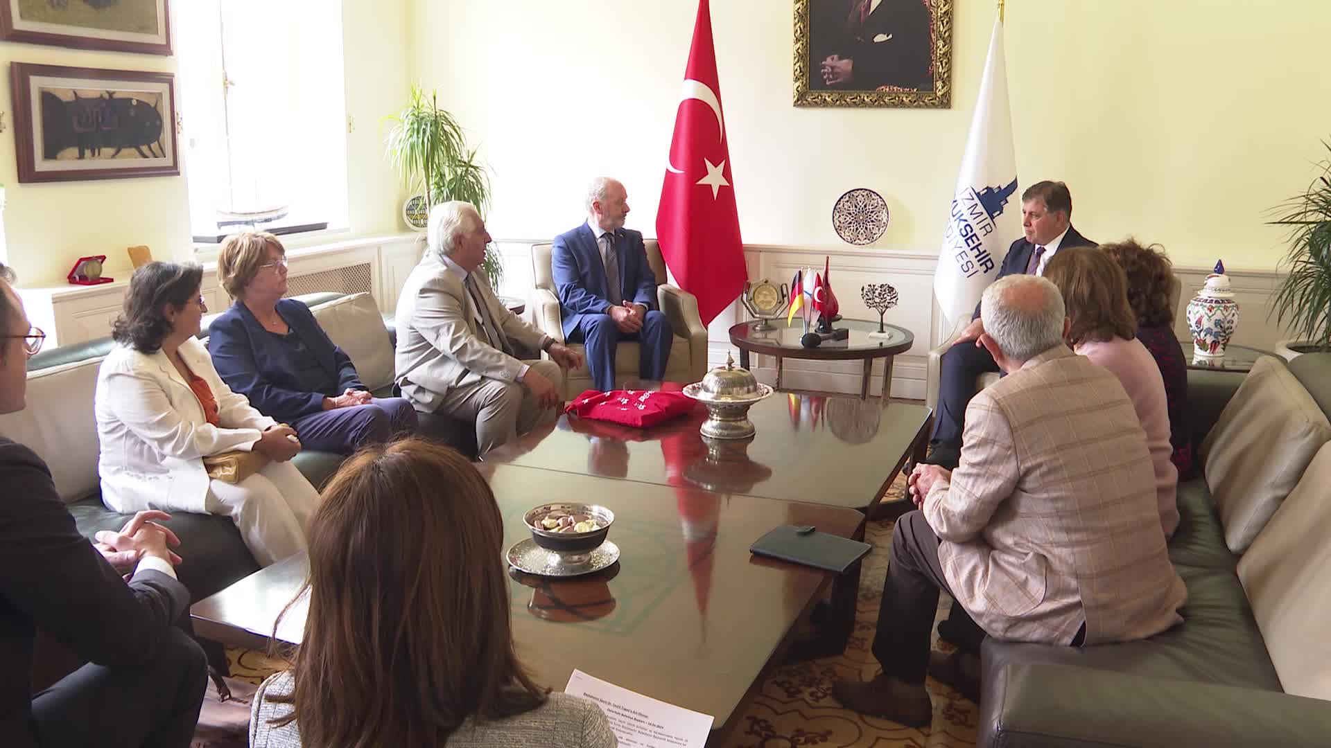 İZMİR AVRUPA’YA DAHA YAKIN OLACAK