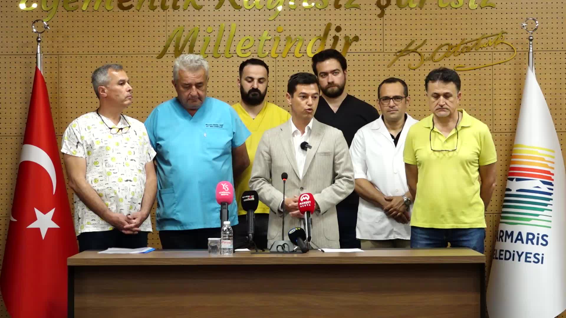 MARMARİS BELEDİYE BAŞKANI ÜNLÜ: "DOMUZLARDAN BULAŞABİLECEK BİR KUDUZ VAKASI İLÇE TURİZMİNİ SIKINTIYA SOKAR"