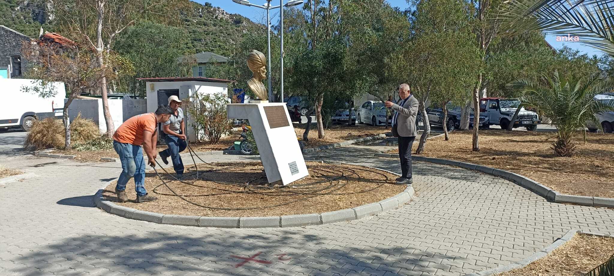 MARMARİS BELEDİYESİ, SÖĞÜT PİRİ REİS PARKI'NI YENİLENİYOR