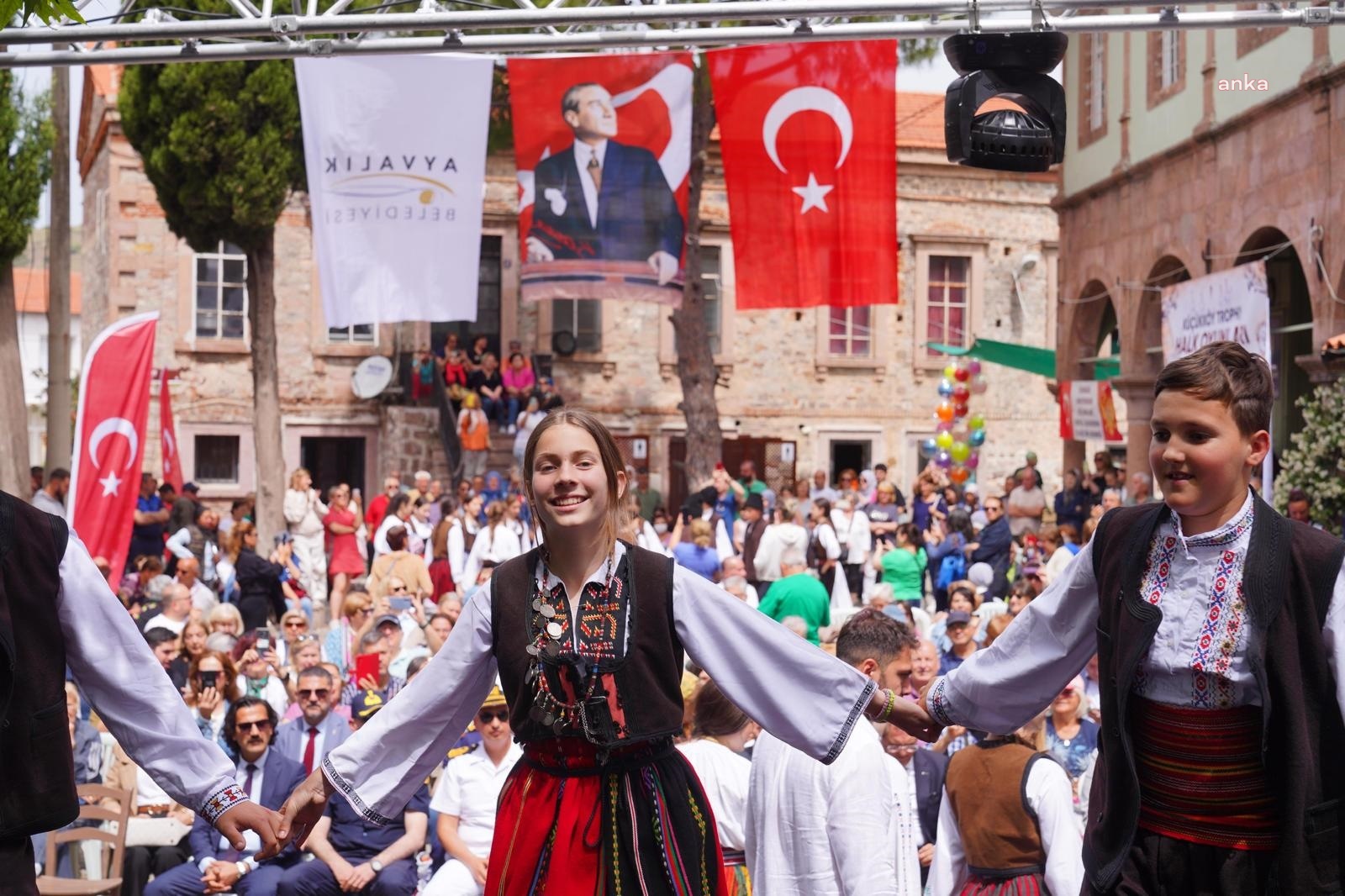 7. AYVALIK KÜÇÜKKÖY TEFERİC ŞENLİKLERİ, COŞKULU BAŞLADI