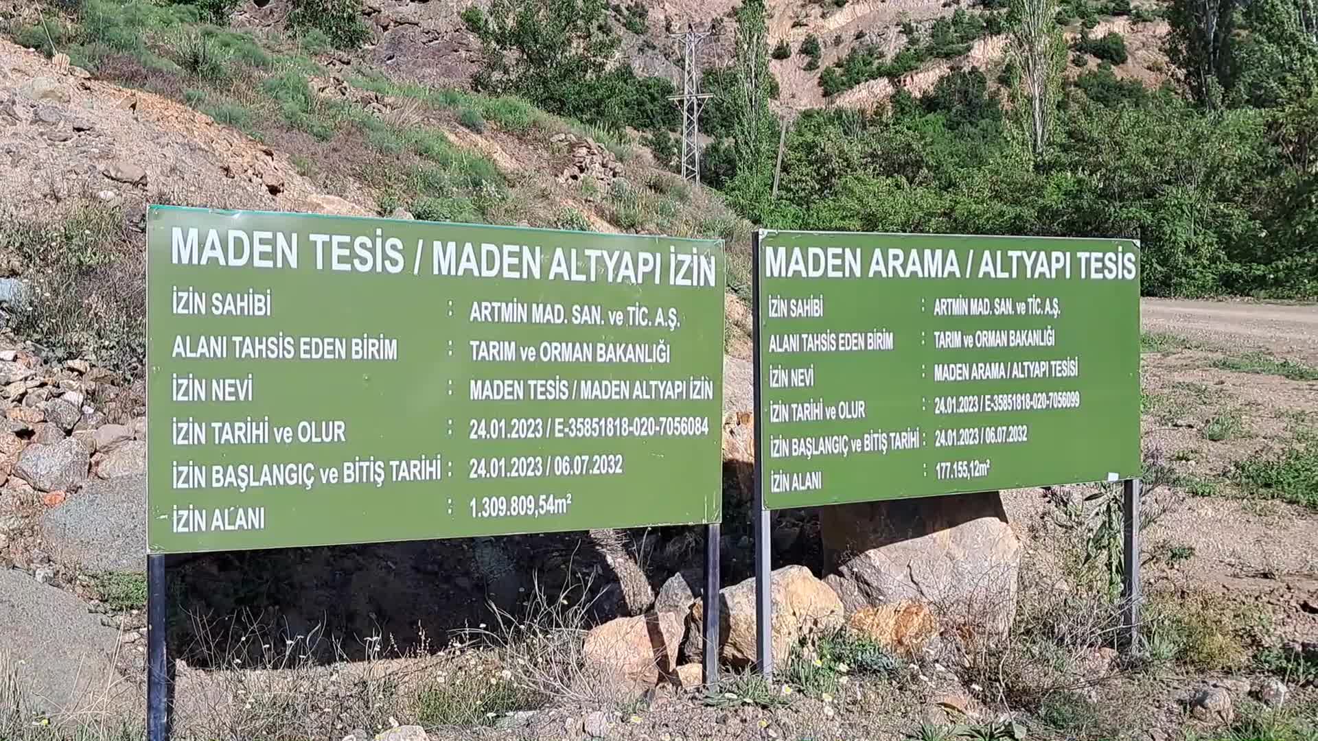 ARTVİN’DE ANAGOLD’UN DA ORTAK OLDUĞU MADEN İŞLETMESİNE TEPKİLER SÜRÜYOR. TEMA VAKFI TEMSİLCİSİ: "ÇALIŞMA BAŞLAMADAN ÖRDÜKLERİ DUVAR YIKILMIŞ. DAHA DUVAR ÖREMEYENLER ACABA SÜRECİ NASIL YÖNETECEKLER?