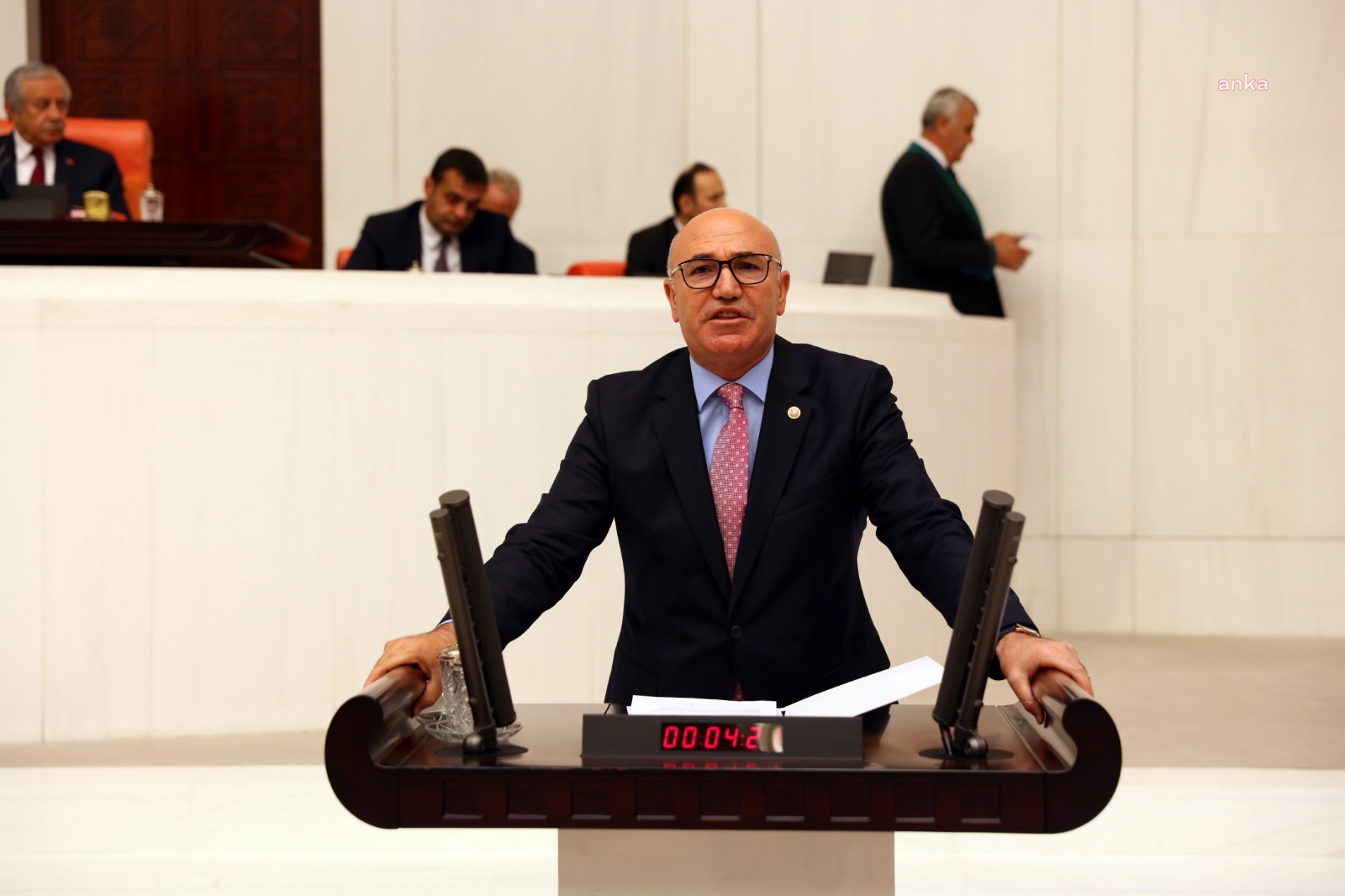MAHMUT TANAL: "AKP İKTİDARININ ALGIDAN BAŞKA YAPTIĞI BİR ŞEY YOK. ÇOCUKLARIMIZA, GENÇLERİMİZE SAHİP ÇIKILMIYOR"
