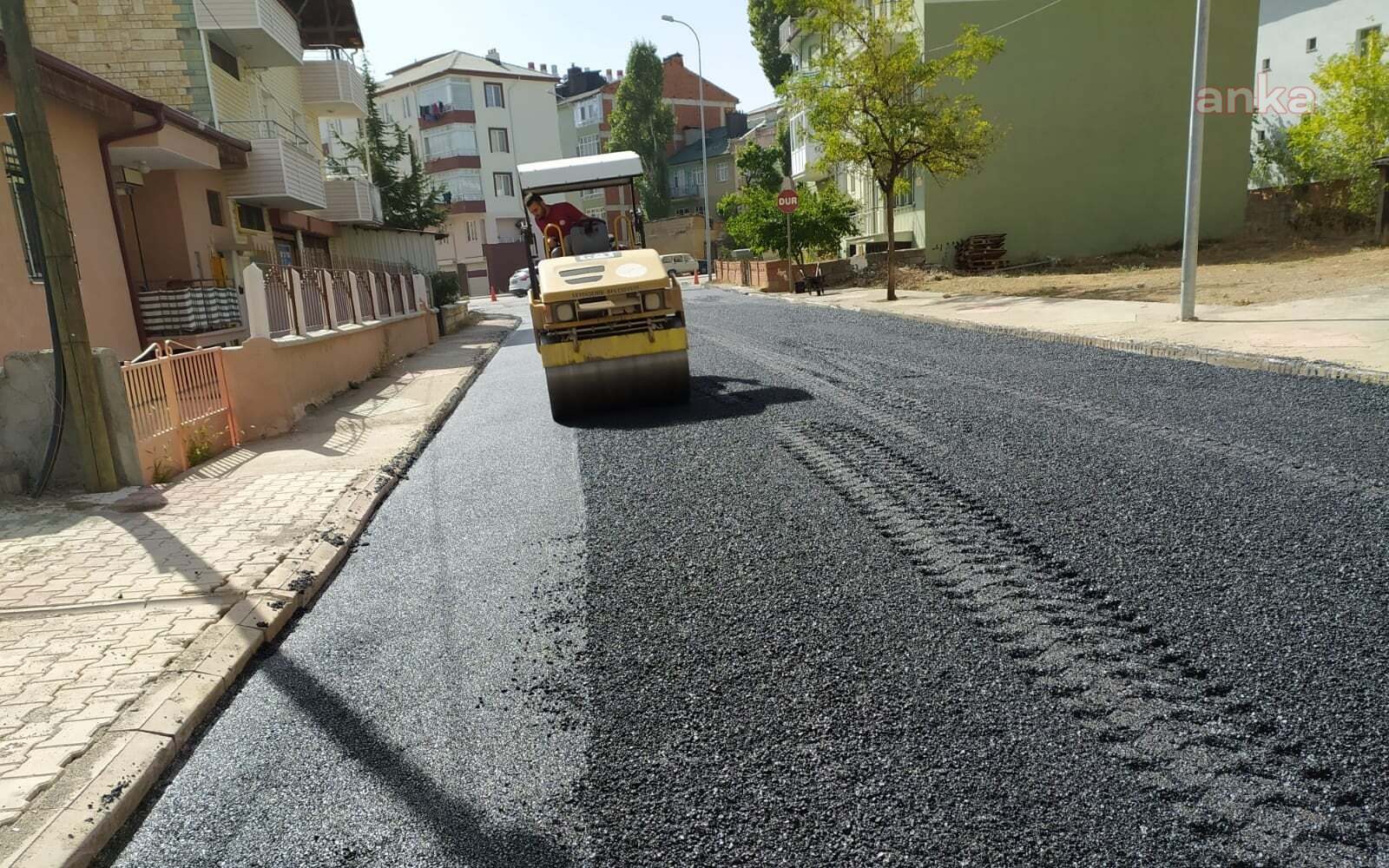 SEYDİŞEHİR’DE SICAK ASFALT ÇALIŞMALARI DEVAM EDİYOR