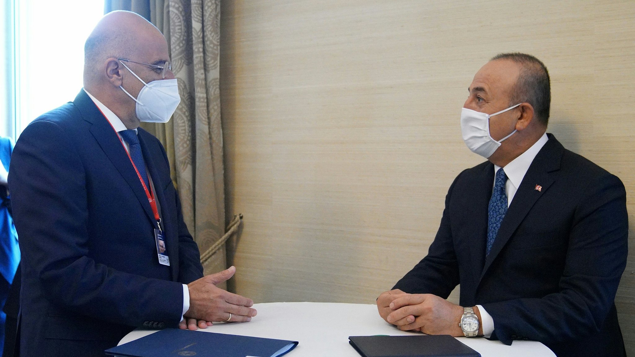 ÇAVUŞOĞLU YUNAN MEVKİDAŞI DENDİAS İLE GÖRÜŞTÜ