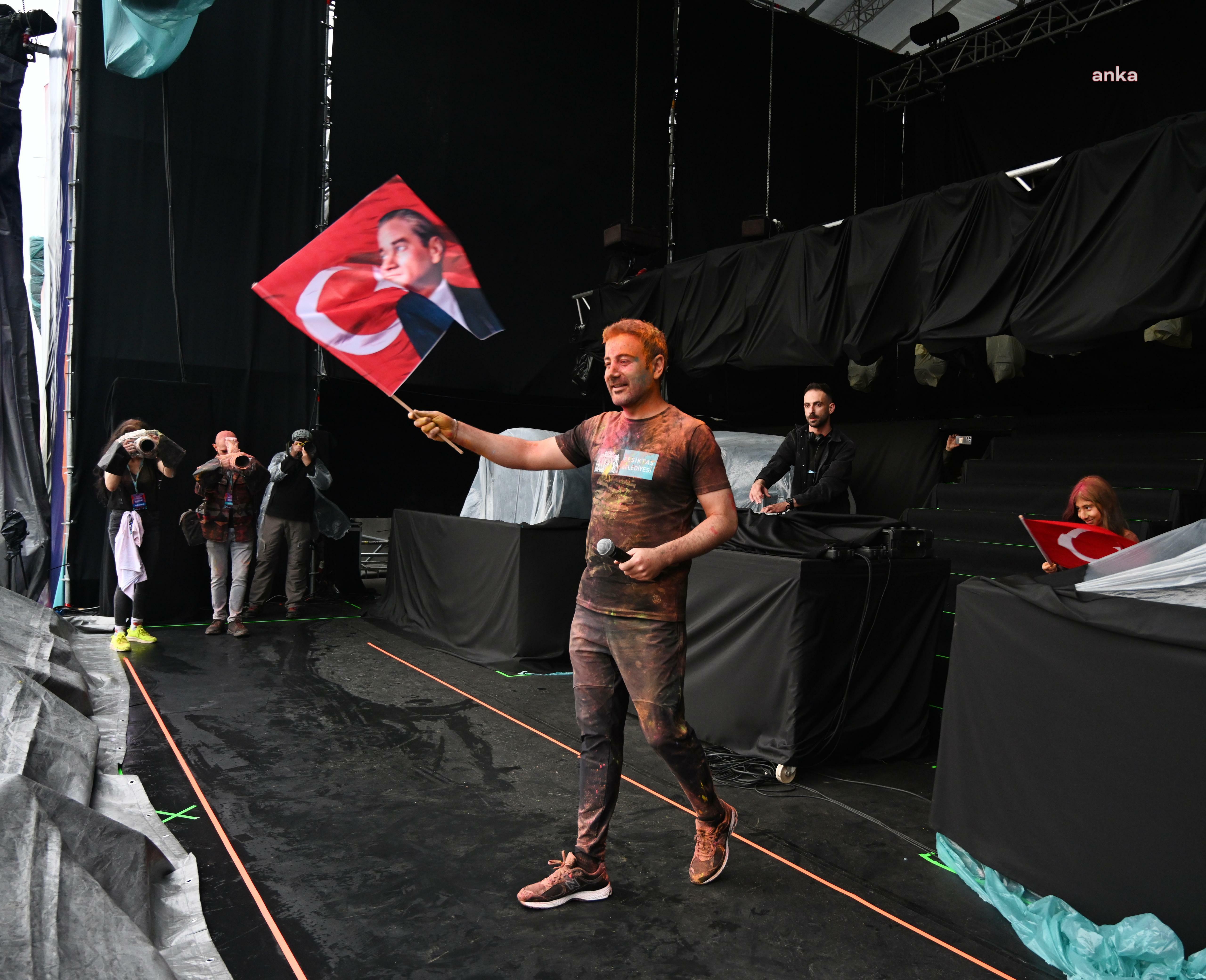 Beşiktaş Belediyesi’nin 19 Mayıs kutlamaları, Murda ve Hadise konserleriyle son buldu