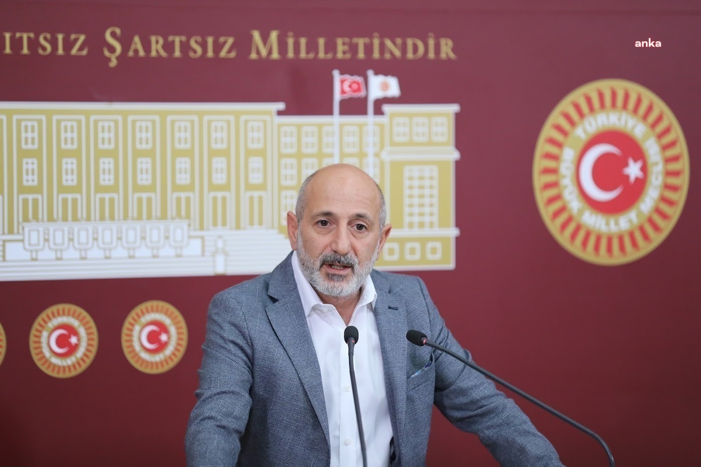 Ali Öztunç: Çevre, Şehircilik ve İklim Değişikliği Bakanlığı gökdelen kiraladı. Kamuda tasarruf yine sözde kaldı