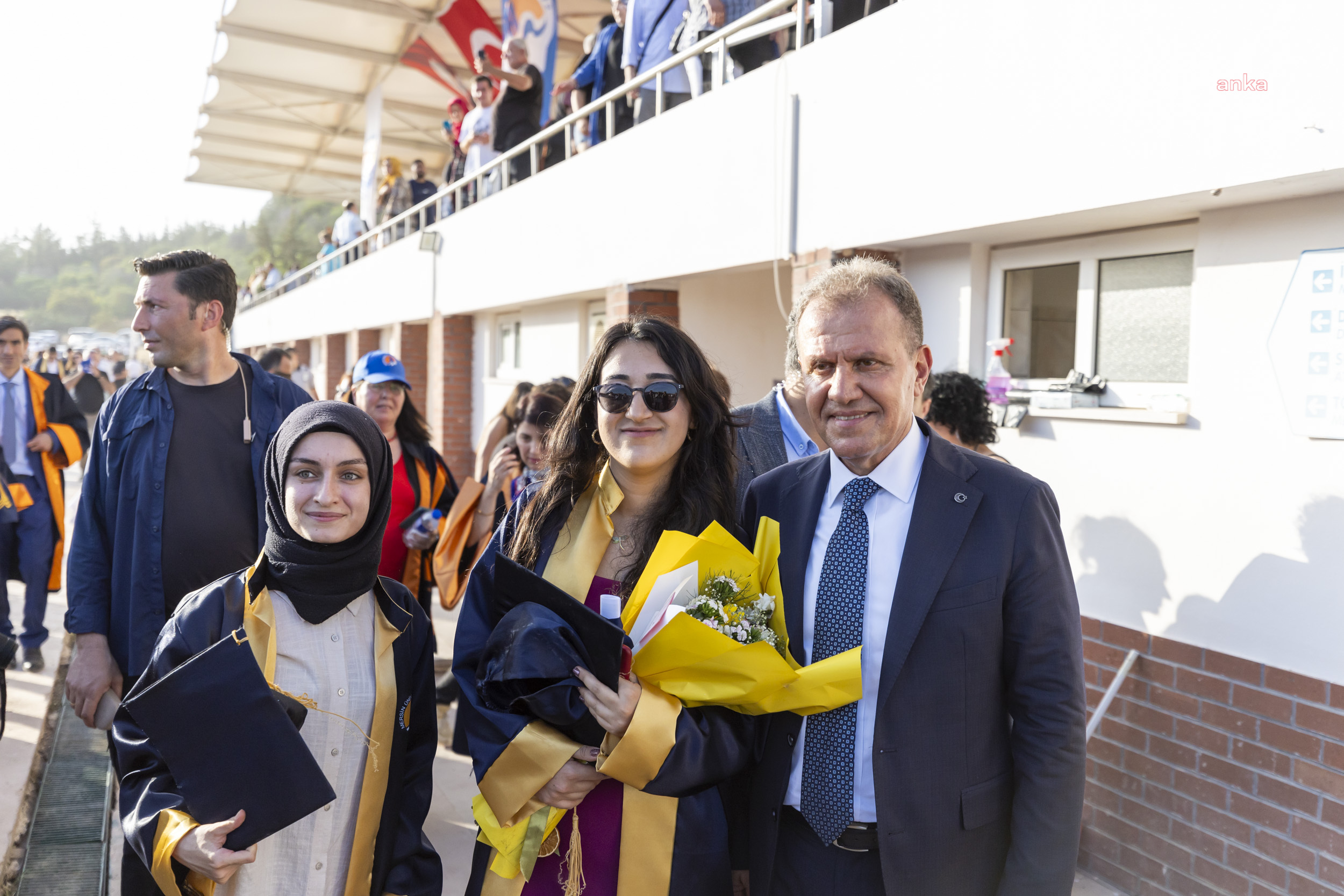 Başkan Seçer, Mersin Üniversitesi Mezuniyet Töreni’ne katıldı