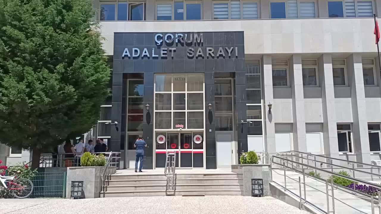 Çorum'da kendilerini kombi servisi gibi göstererek dolandırıcılık yapan iki kişi yakalandı
