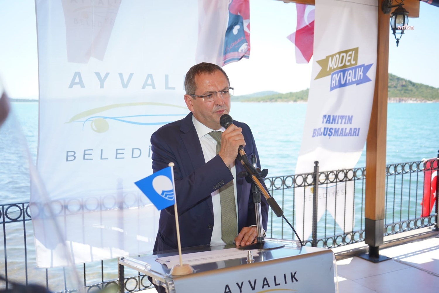Ayvalık, Balıkesir’in en çok “Mavi Bayrak”a sahip ilçesi oldu