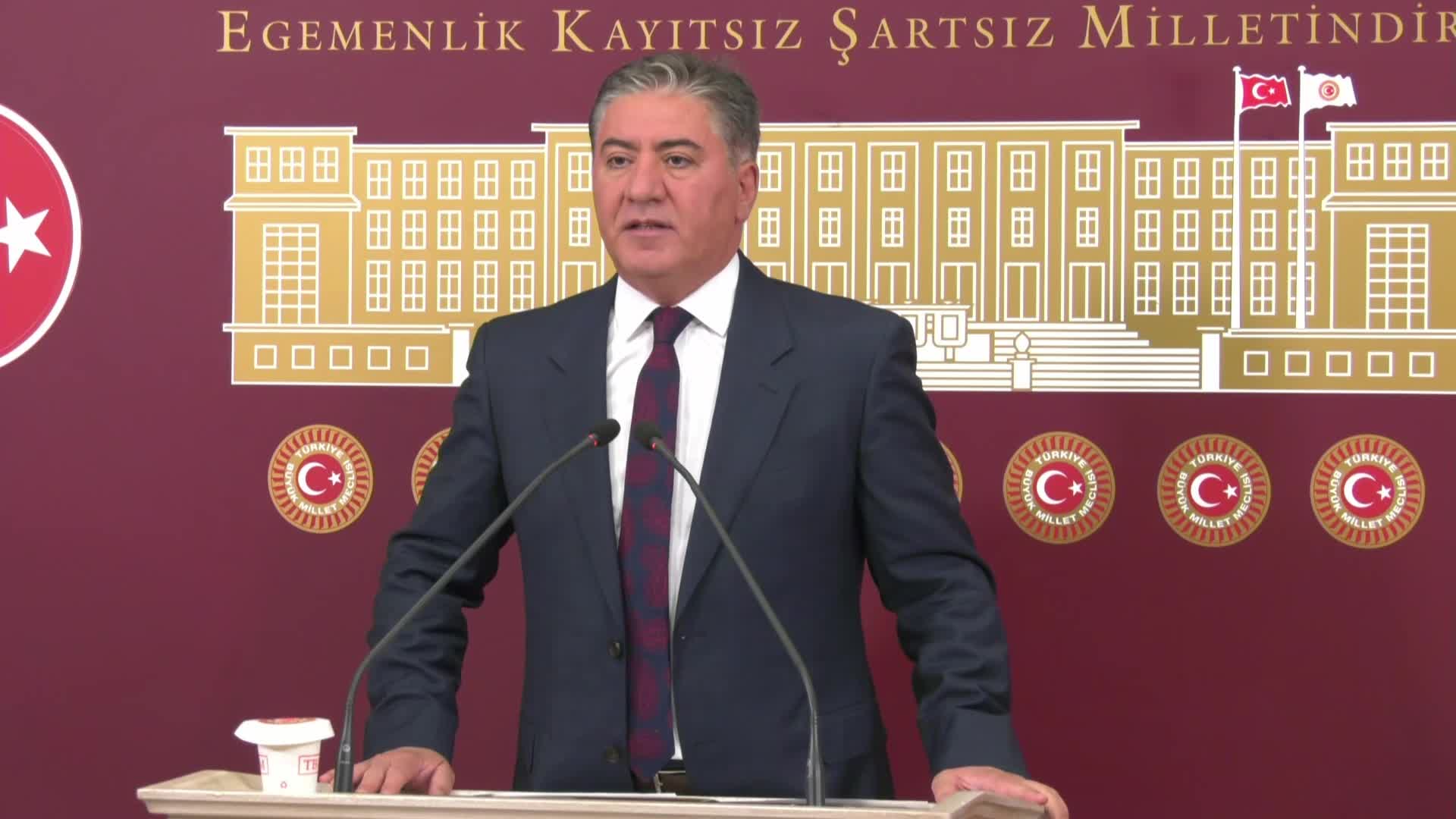 Murat Emir’den Cumartesi Anneleri’nin 1000. Haftası için çağrı: “Galatasaray Meydanı’nı annelere açın. Türkiye’nin, dünyanın gözü cumartesi günü saat 12.00’de Cumartesi Anneleri’nde olacak”