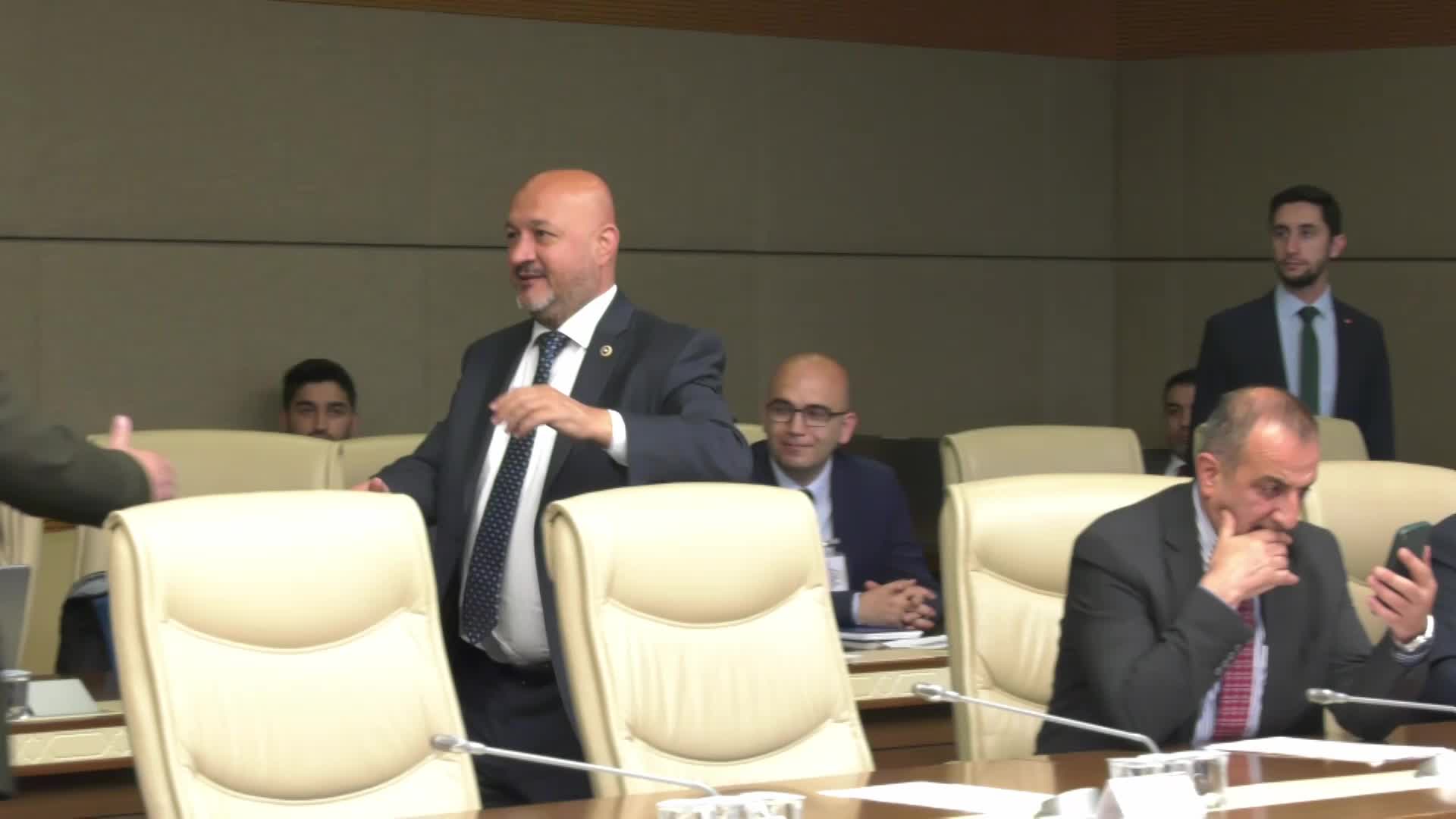 TBMM İliç Komisyonu uzmanları dinlemek için toplandı... Komisyon Başkanı Uslu: "Bakanlıklardan bazı bilgiler geldi"