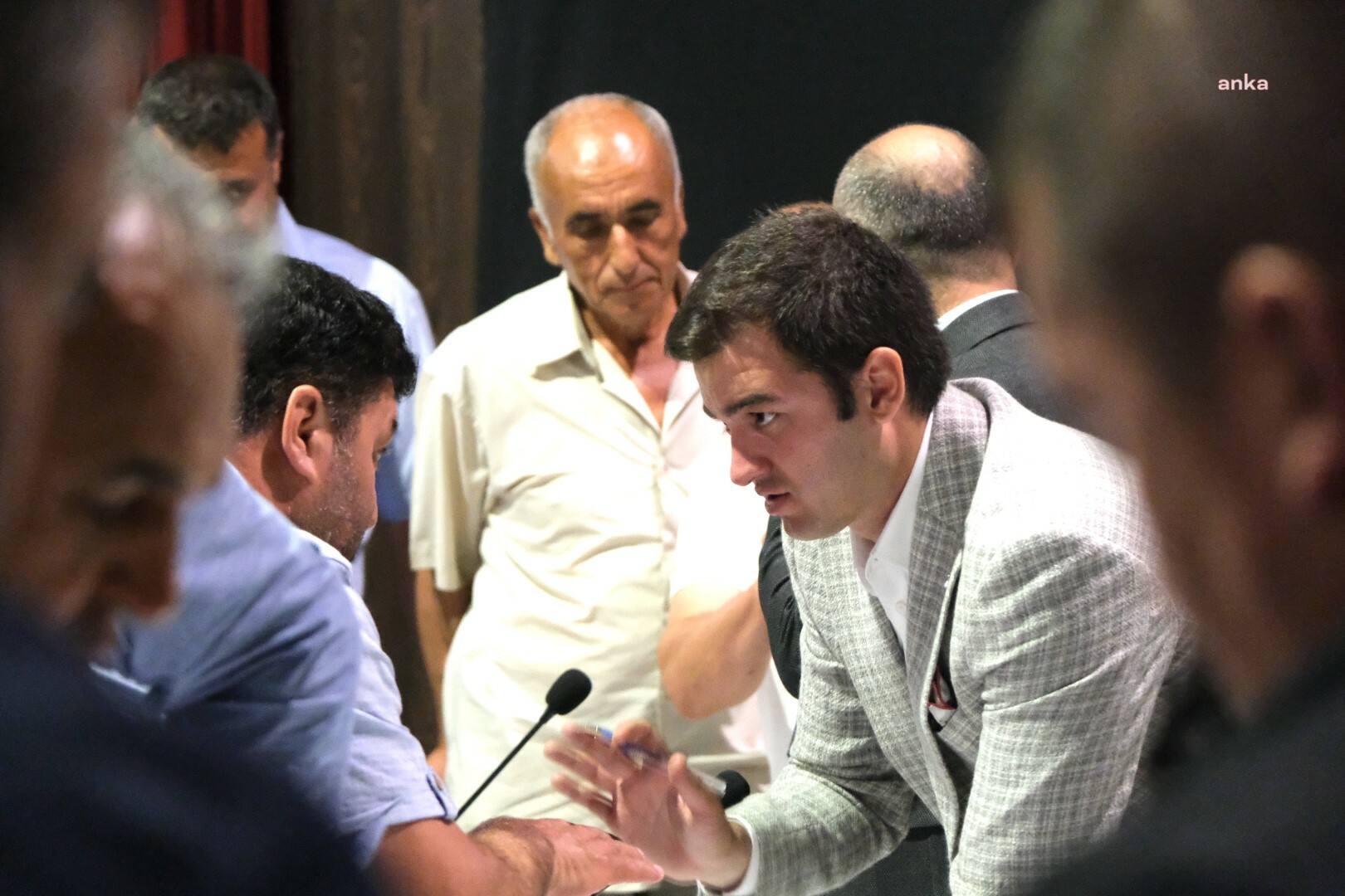 Bodrum Belediye Başkanı Mandalinci, muhtarlarla buluştu