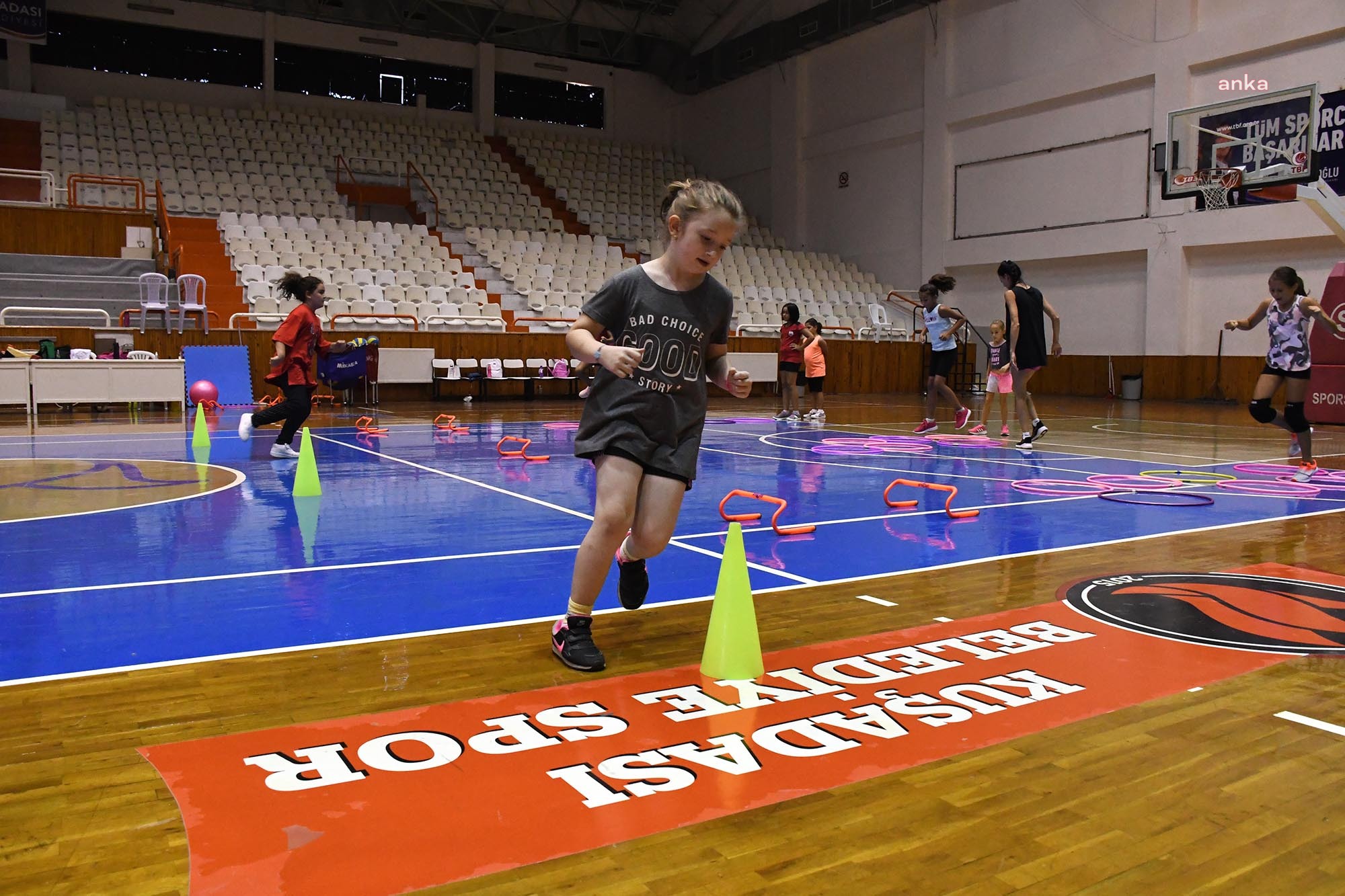 Kuşadası Belediyesi'nde yaz spor okulları için kayıtlar başladı