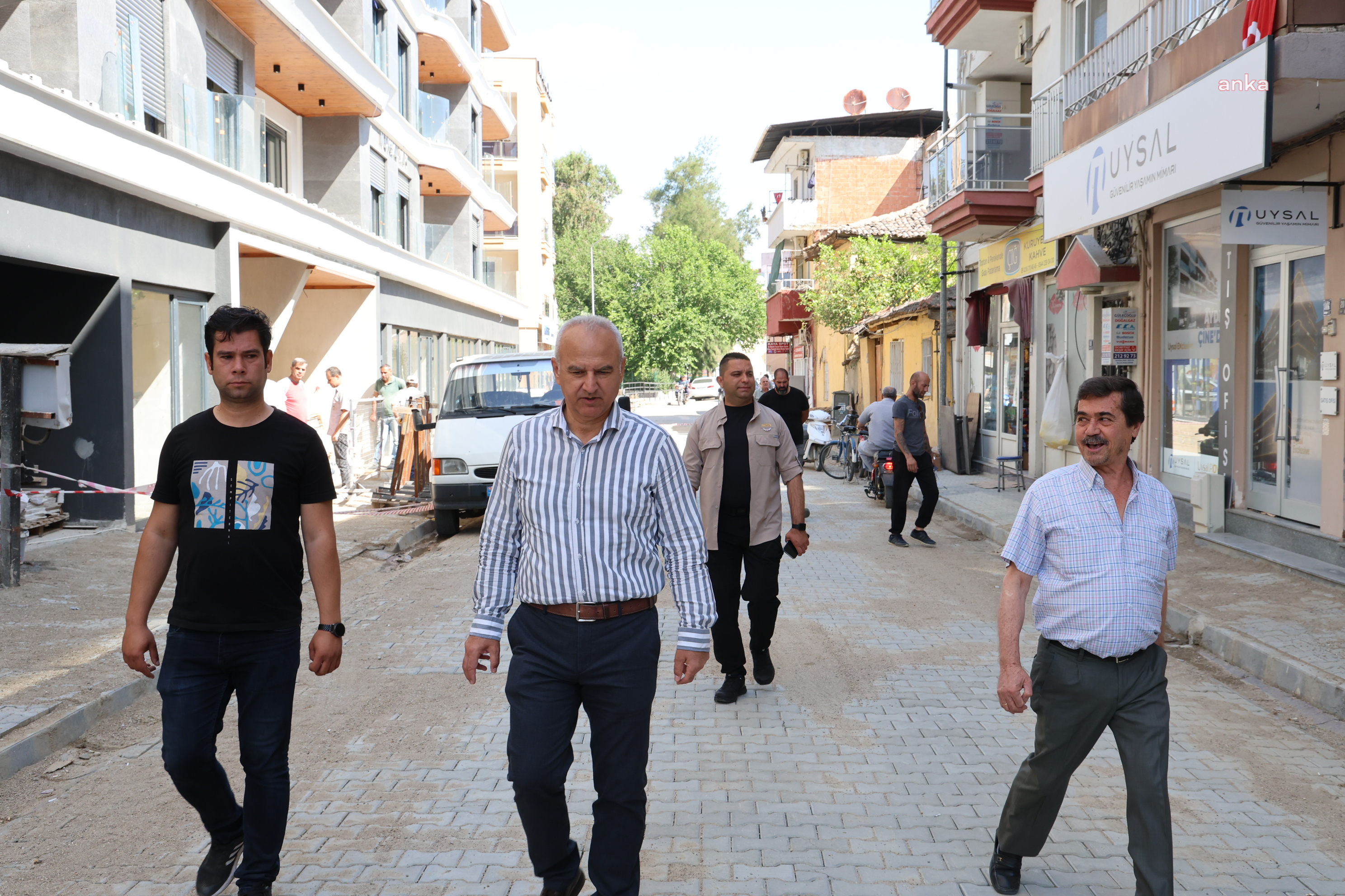 Çine Belediye Başkanı Kıvrak'tan yol çalışmalarına yakın takip