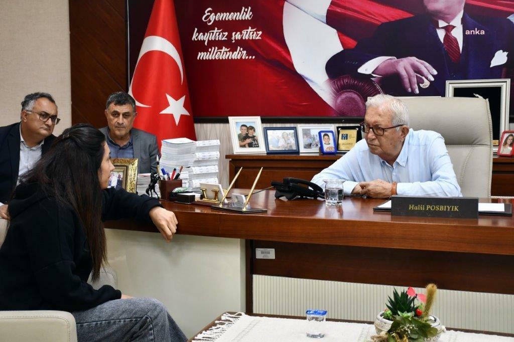 Karadeniz Ereğli Belediye Başkanı Posbıyık, halkı dinliyor