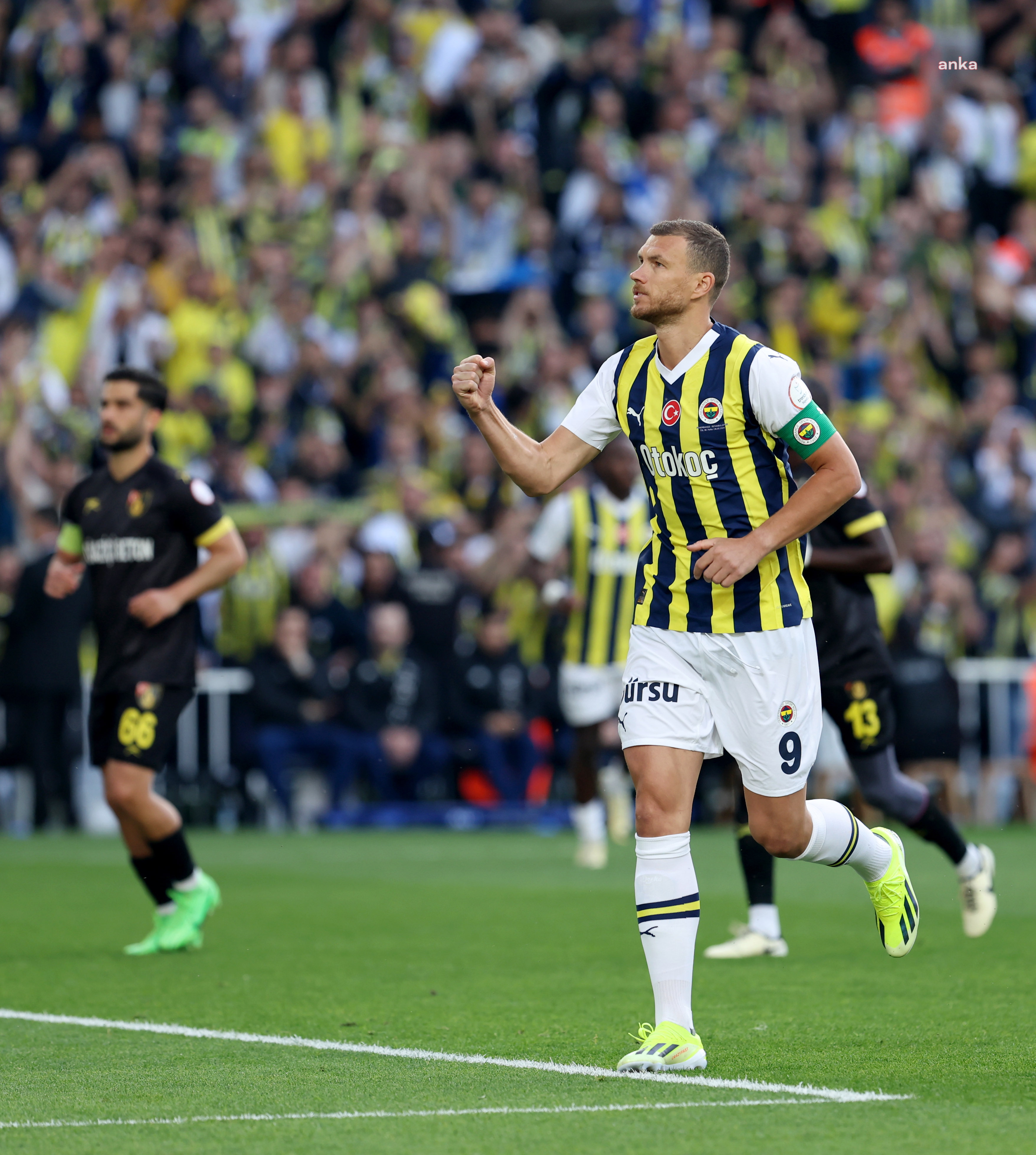Fenerbahçe, Süper Lig’i ikinci tamamladı