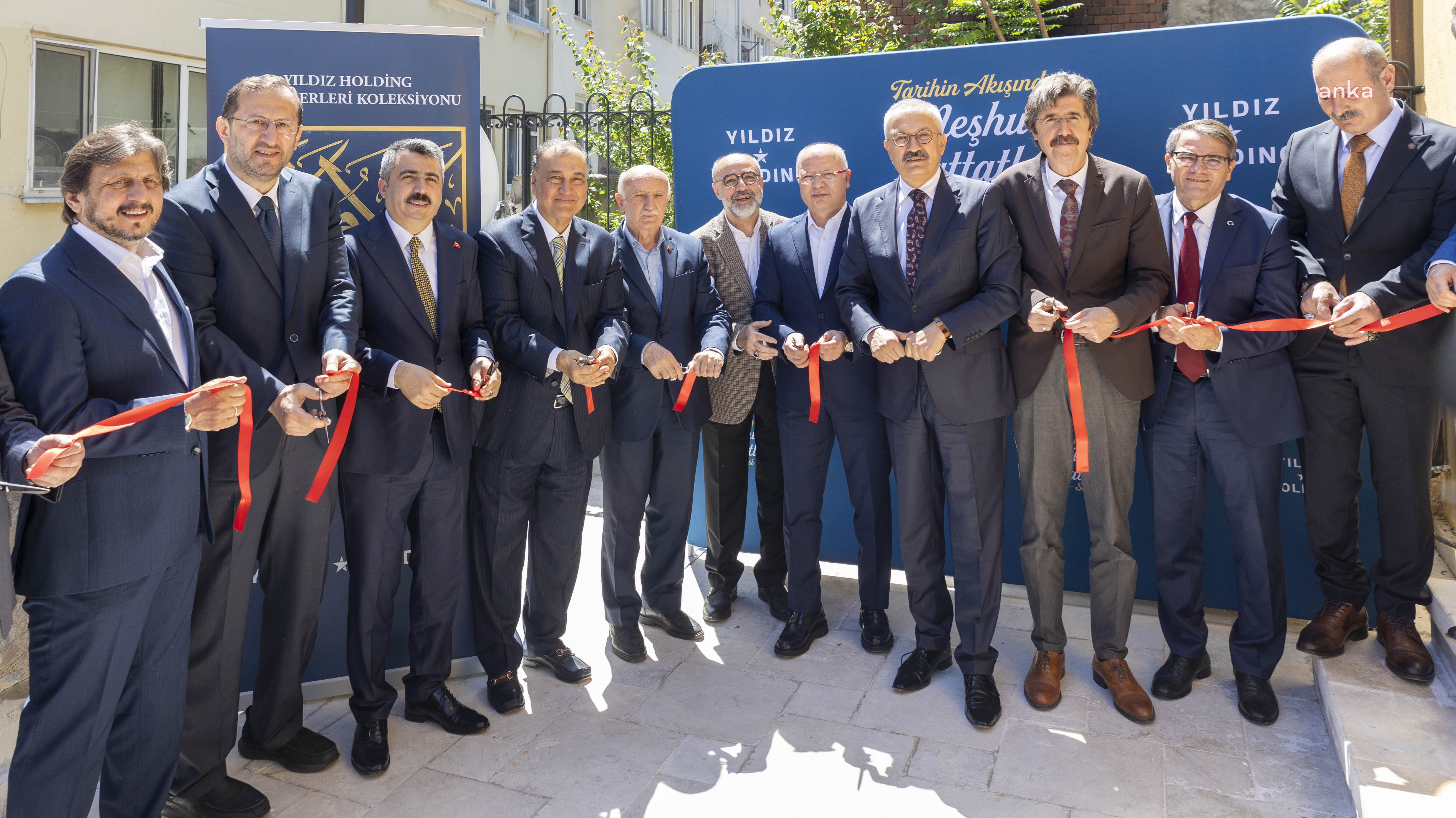 Yıldız Holding’in “Tarihin Akışında Meşhur Hattatlar” sergisi, Bursa’da ziyarete açıldı