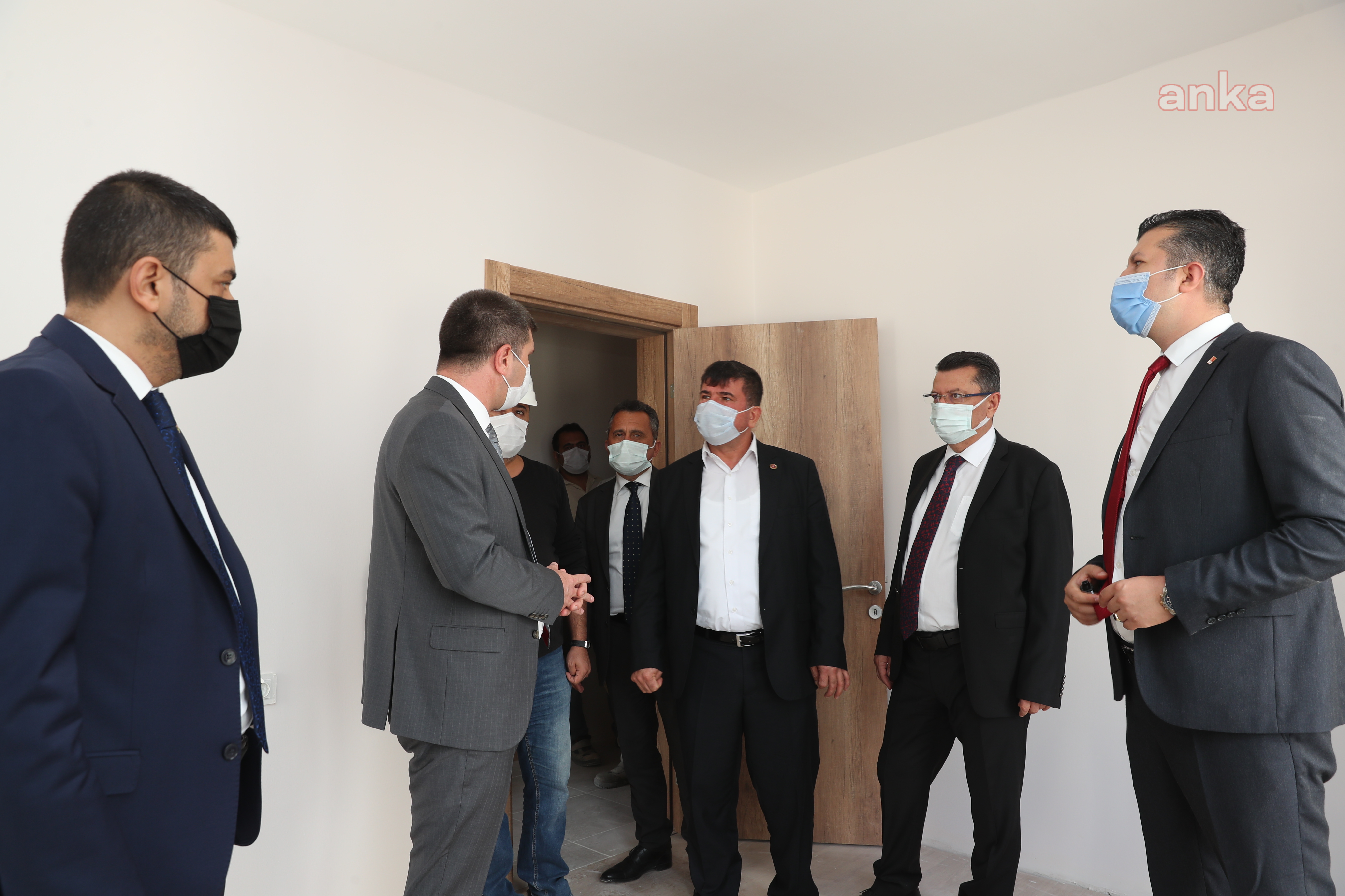 BURDUR BELEDİYE BAŞKANI ERCENGİZ, TOKİ KONUTLARINI İNCELEDİ