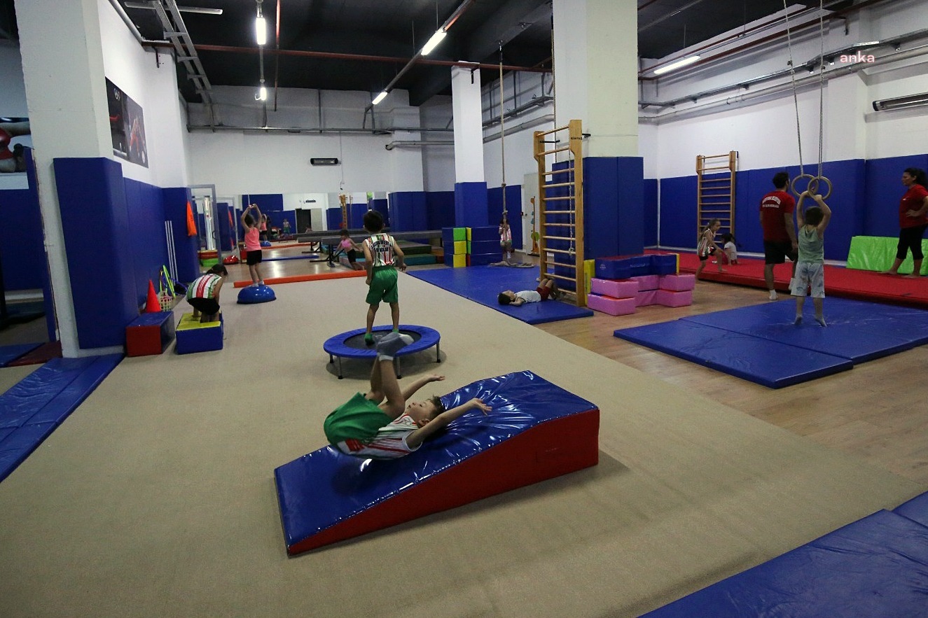 Karşıyaka'da Yaz Spor Okulları başlıyor