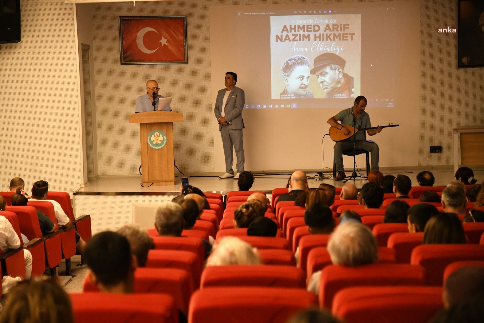 Yunusemre, büyük şairler Nazım Hikmet ve Ahmed Arif’i şiirleriyle andı