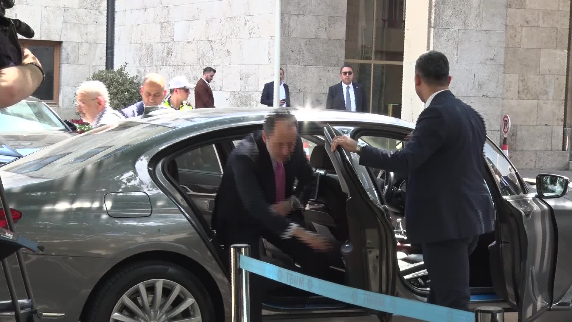TBMM Başkanı Kurtulmuş'tan yeni anayasa görüşmeleri: HÜDA-PAR, DSP ve YRP genel başkanlarını kabul etti
