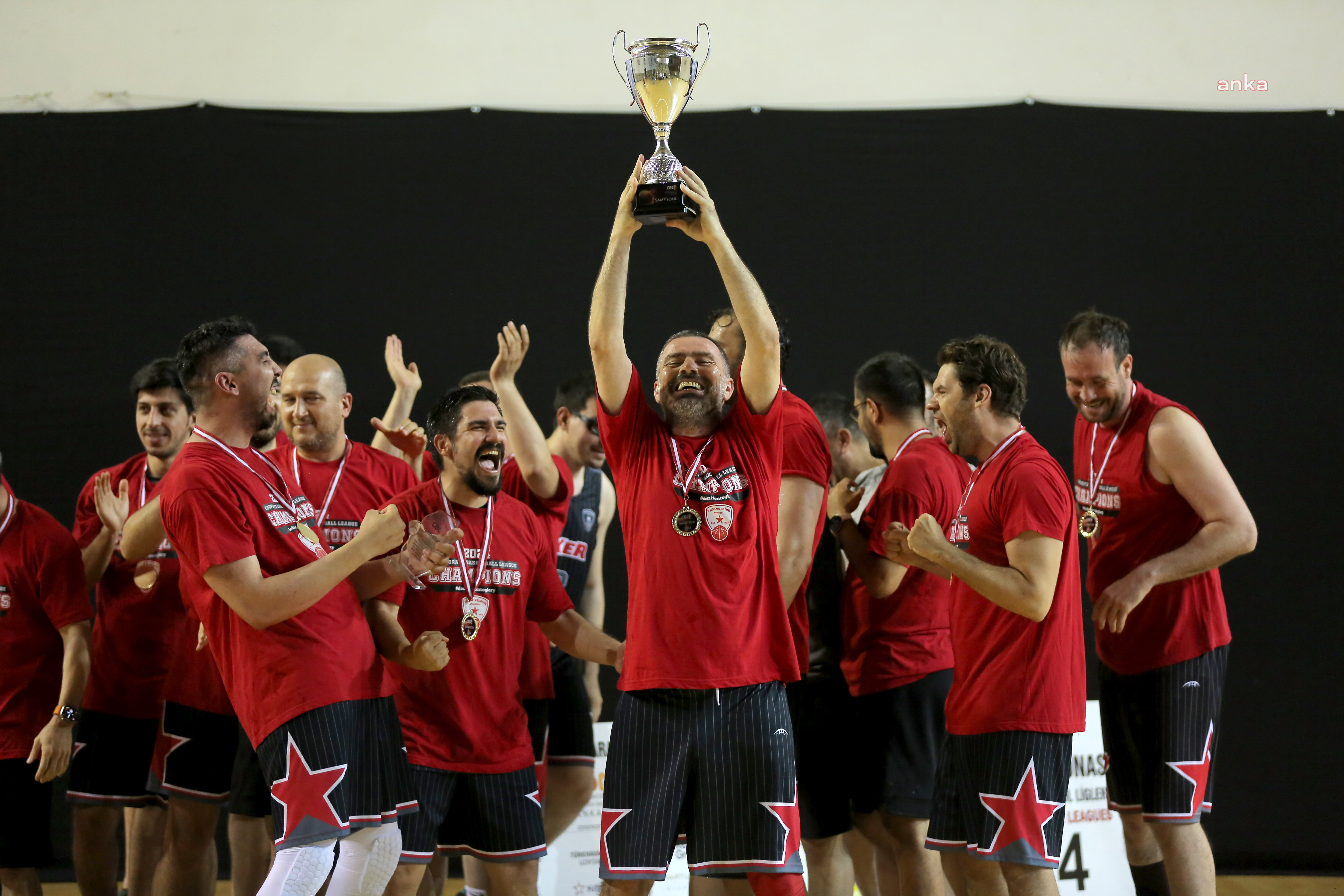 Yıldız Holding Basketbol Takımı, Şirketler Arası Basketbol Ligi Türkiye Şampiyonu oldu