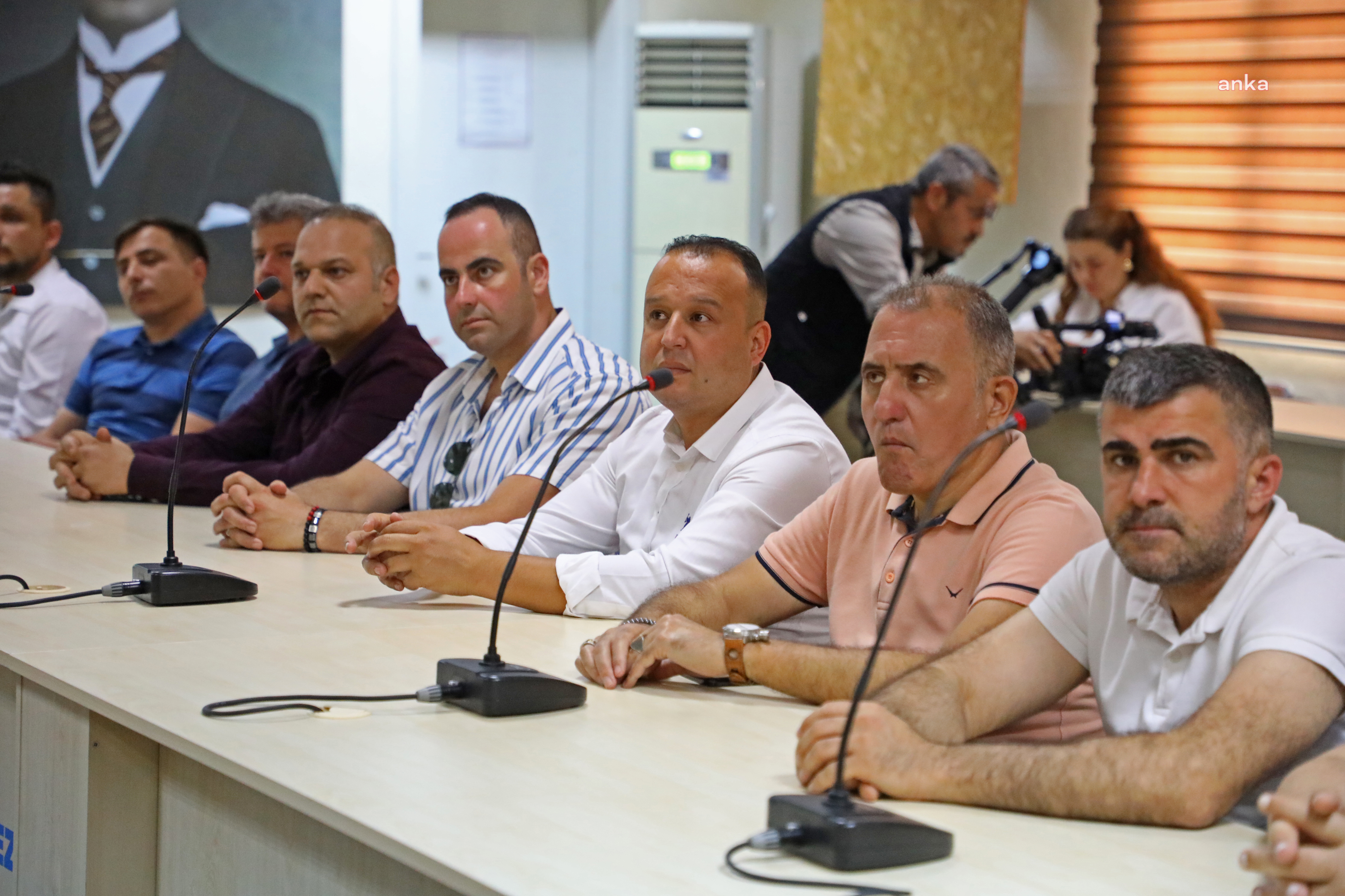 Antalya Büyükşehir'den toplu taşıma sürücülerine narkotik eğitimi