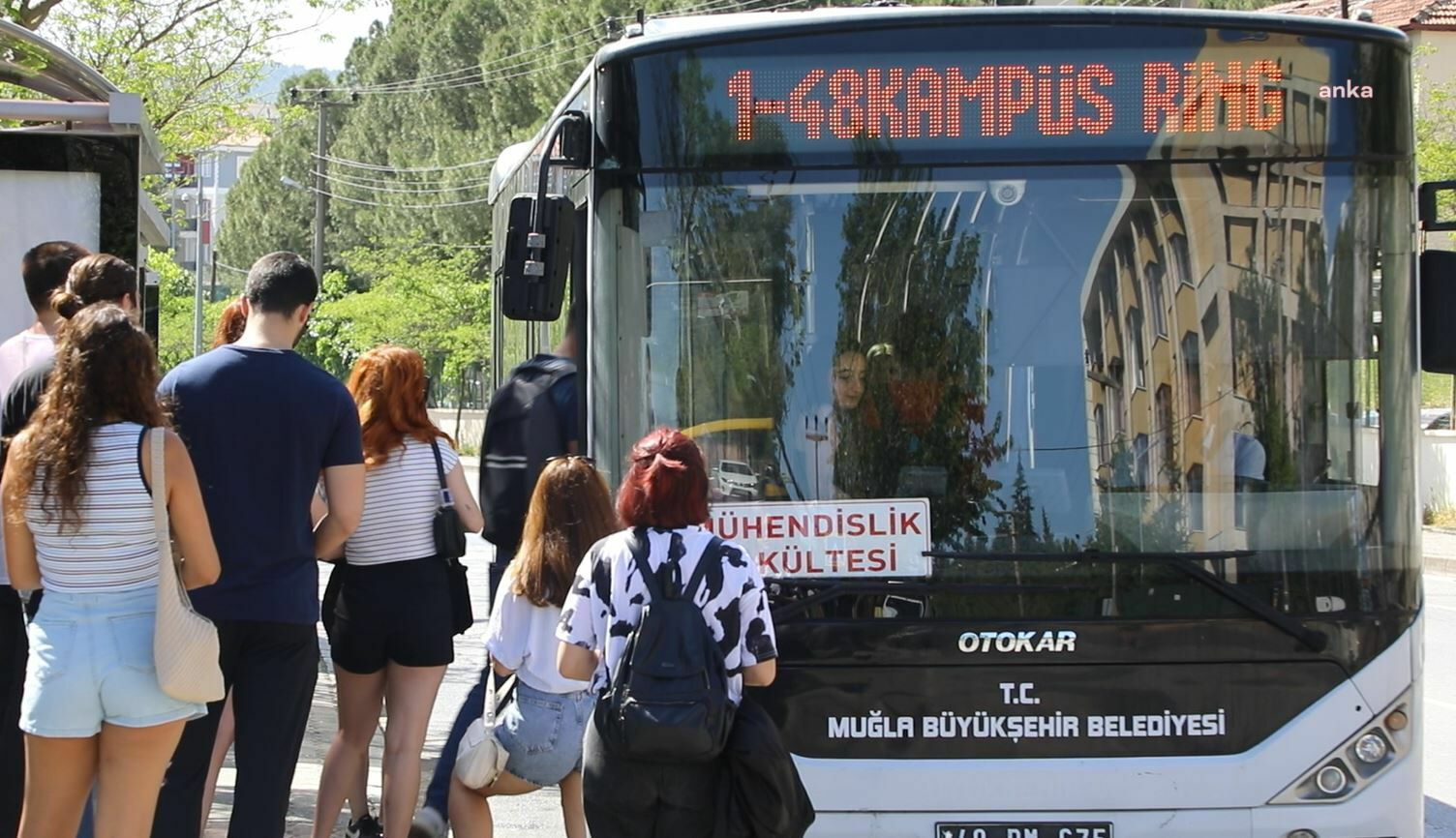 Muğla Büyükşehir Belediyesi'nden YKS'ye girecek öğrencilere ulaşım desteği