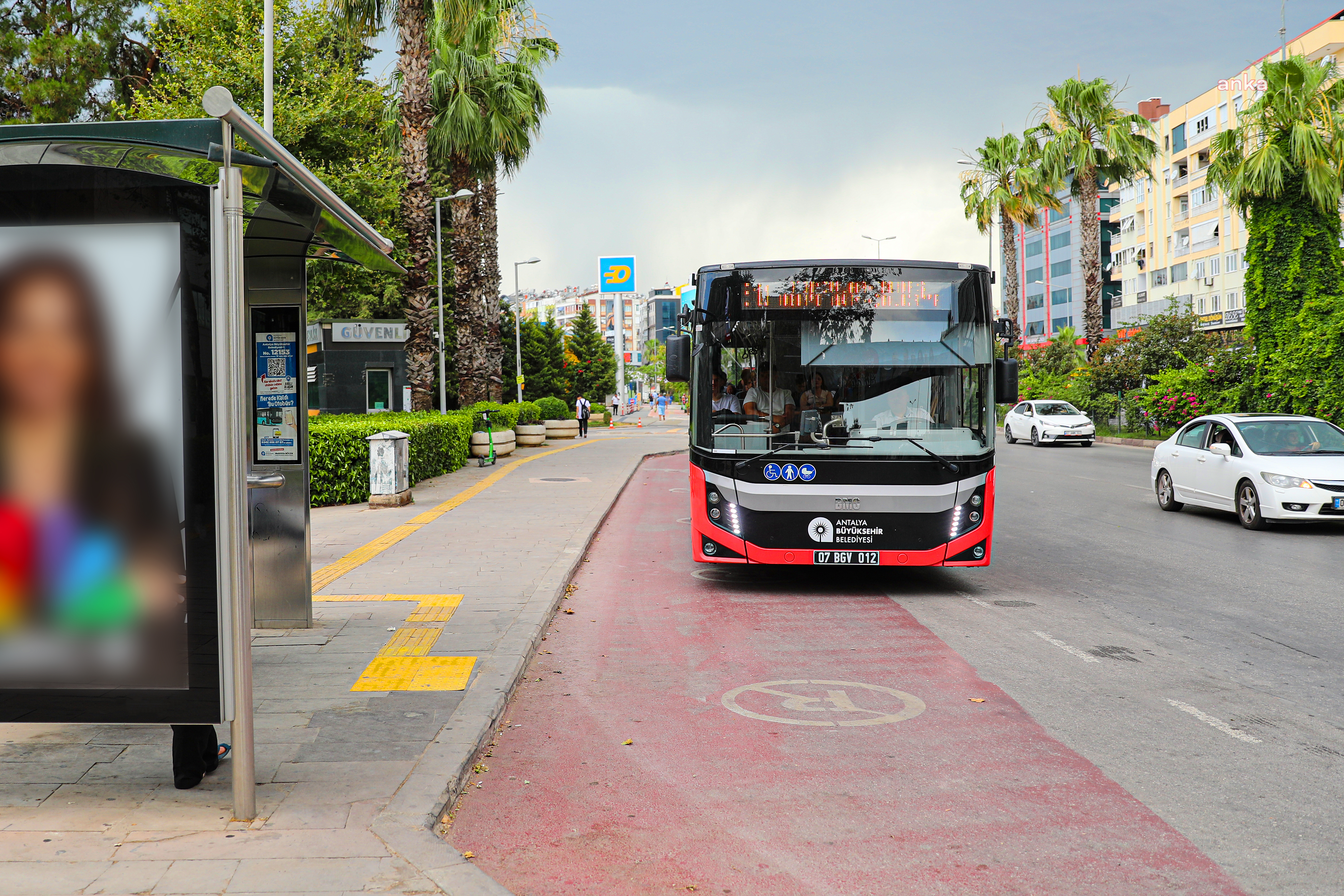 Antalya Büyükşehir’den YKS öğrencilerine ücretsiz ulaşım desteği