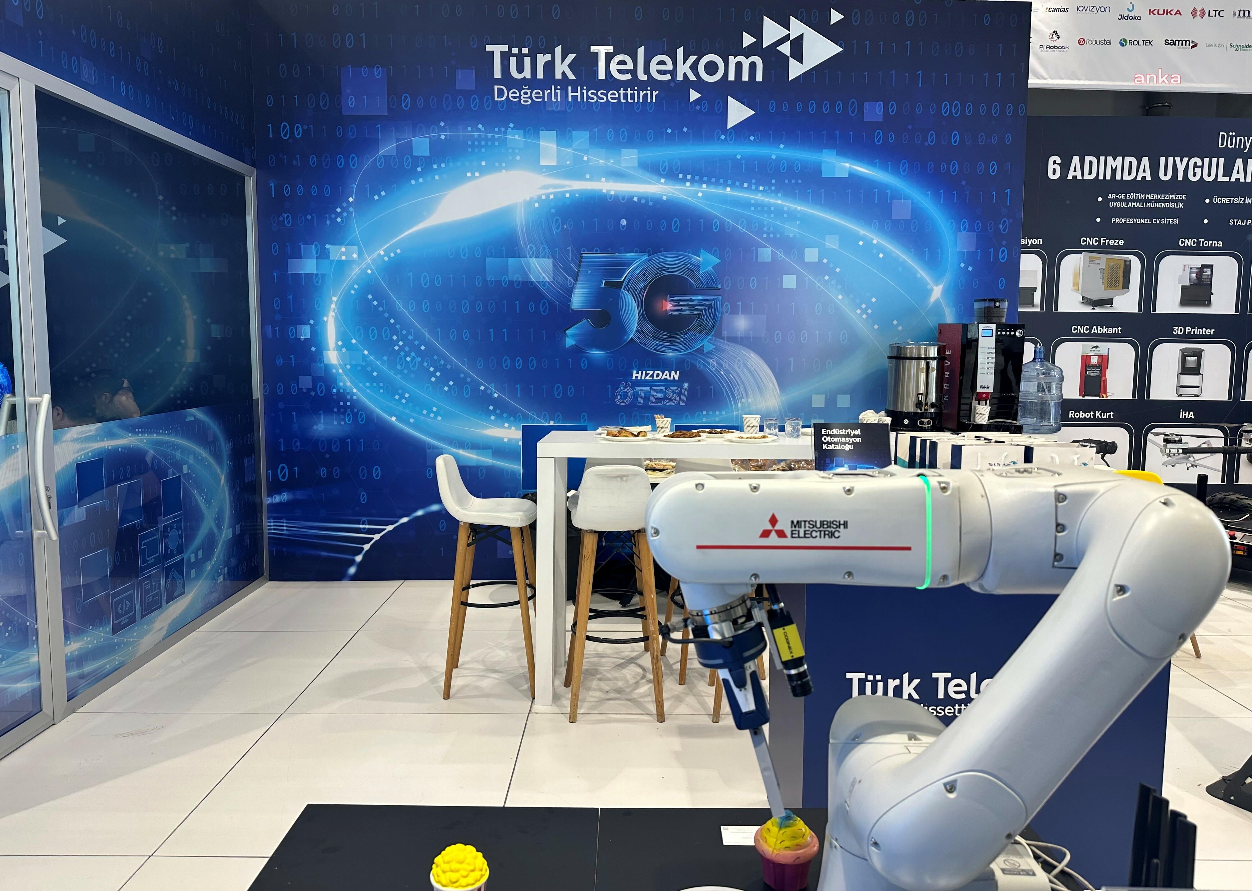 Türk Telekom’un 30 farklı 5G kullanım senaryosu, WIN EURASIA’da eş zamanlı olarak hayata geçirildi