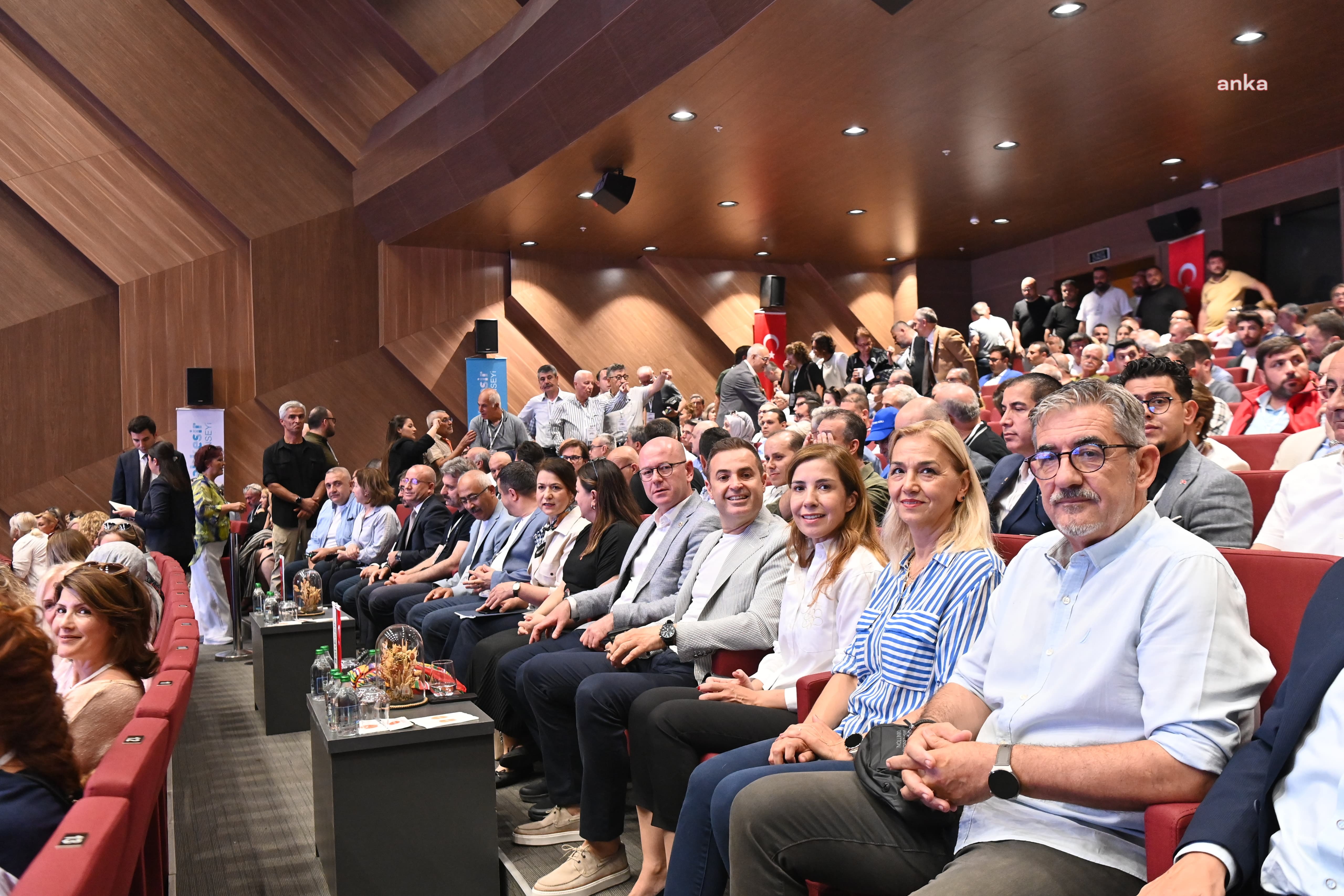Balıkesir Kent Konseyi Başkanı Sevinç Baykan Özden oldu
