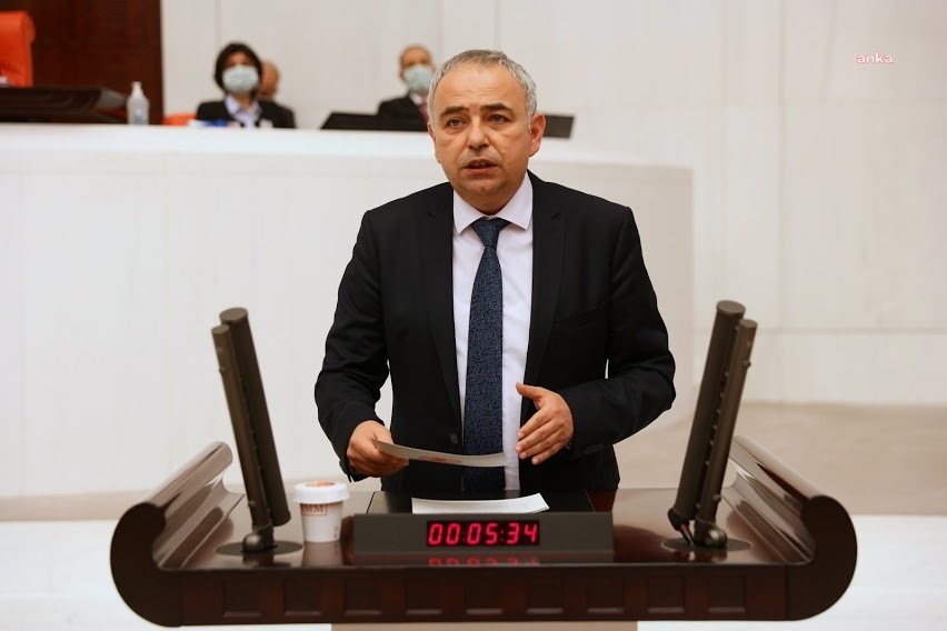 Ahmet Vehbi Bakırlıoğlu: "Vatandaş simidi bile kredi kartıyla alırken, saray ve ahalisi sefa sürmeye devam ediyor"