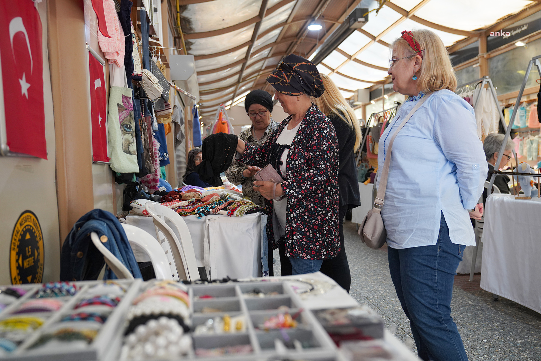 Eskişehirlilerin uğrak noktası: Hanımeli Sokak