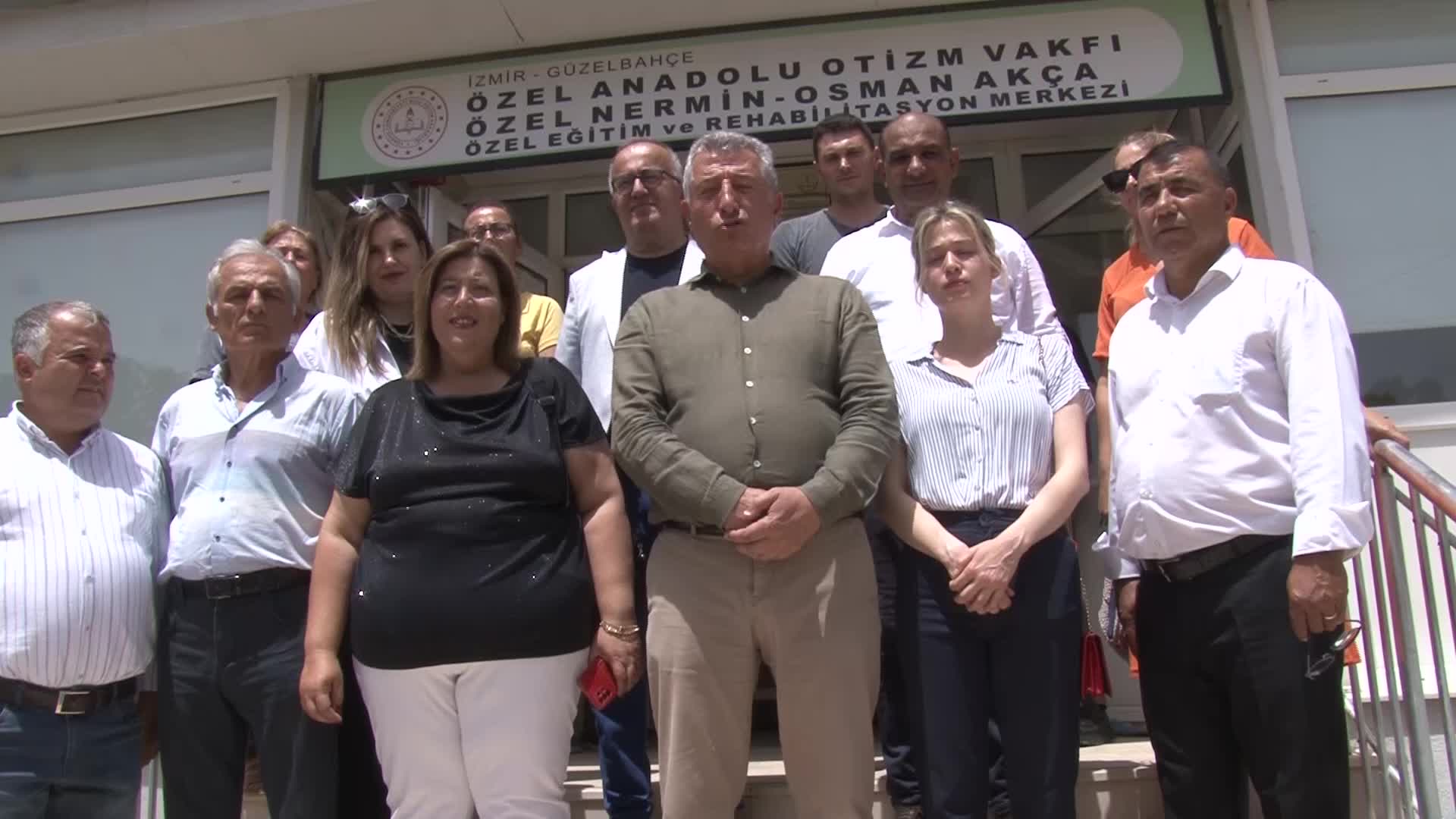 Güzelbahçe'de Anadolu Otizm Vakfı'na tahsis edilen ancak kullanılmayan bina boşaltıldı