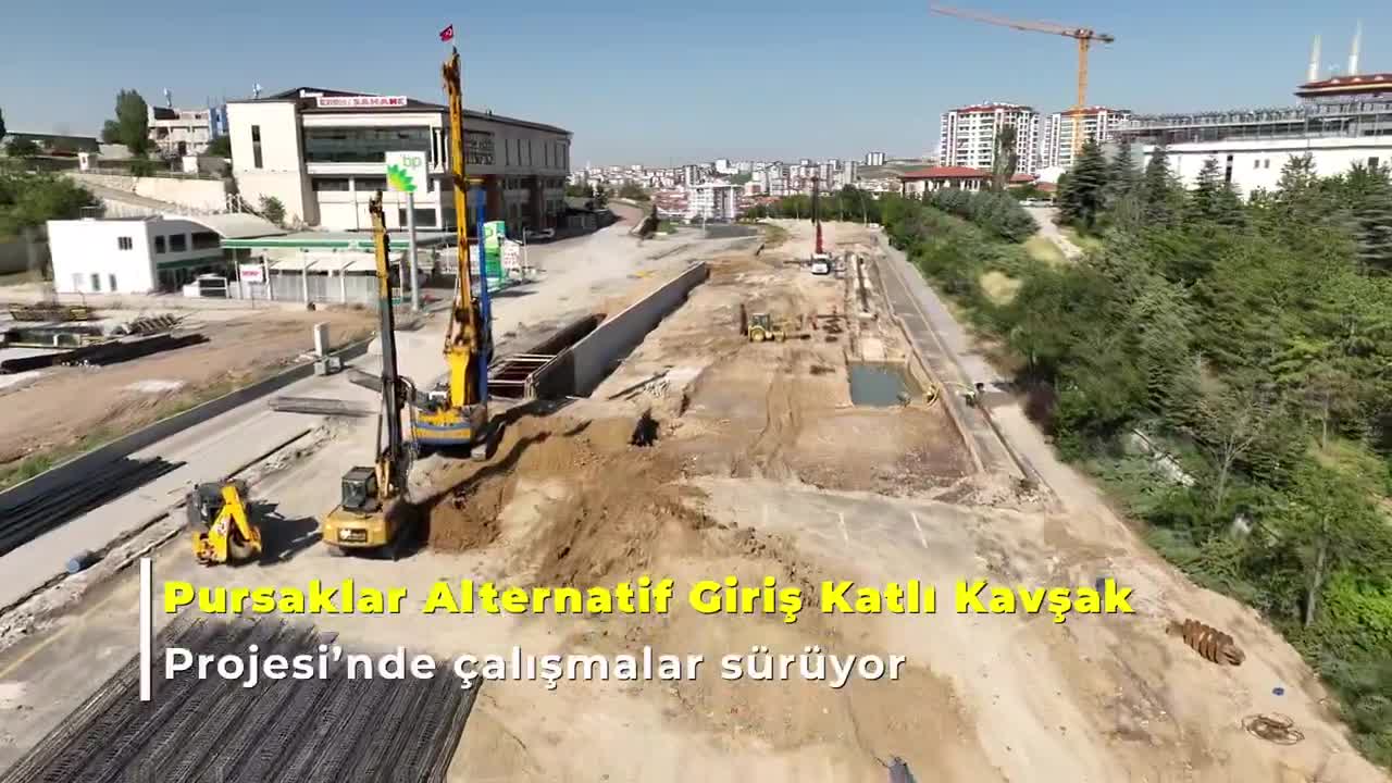 Ankara Büyükşehir Belediyesi'nin “Pursaklar Alternatif Giriş Katlı Kavşak Projesi”nde çalışmalar sürüyor